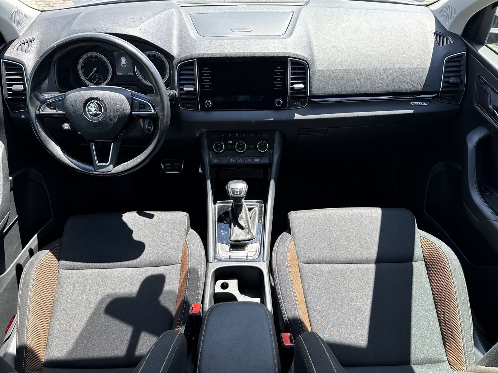 Škoda Karoq, 2.0 TDI 4x4 DSG Scout - fotka 5