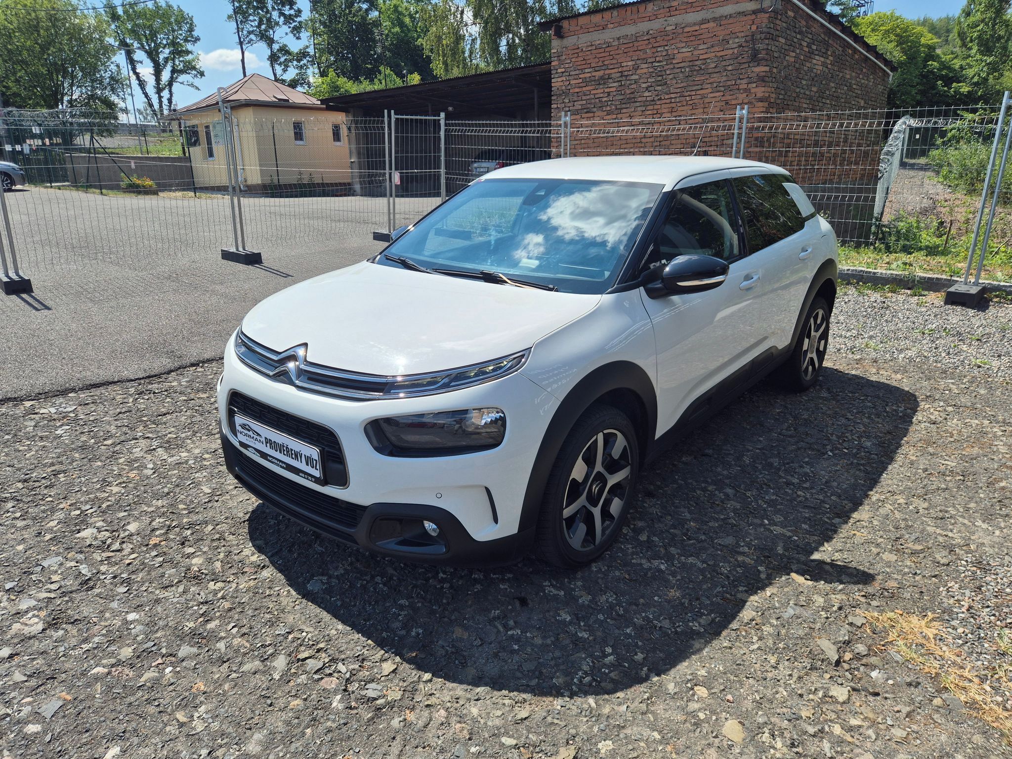 Citroën C4 Cactus, SHINE - fotka 3