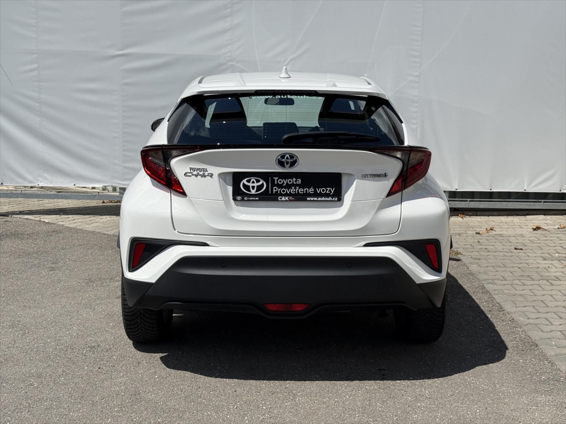 Toyota C-HR, 1,8 Comfort Business - fotka 5