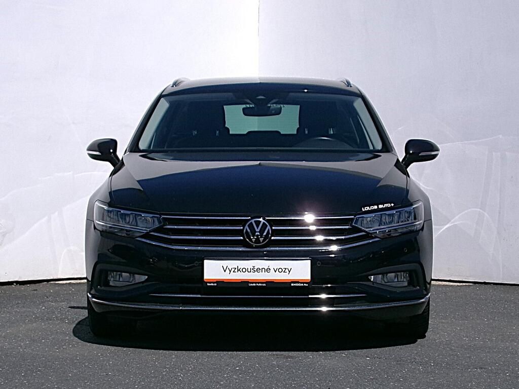 Volkswagen Passat Variant, Elegance 2.0 TDI 110 kW - fotka 4