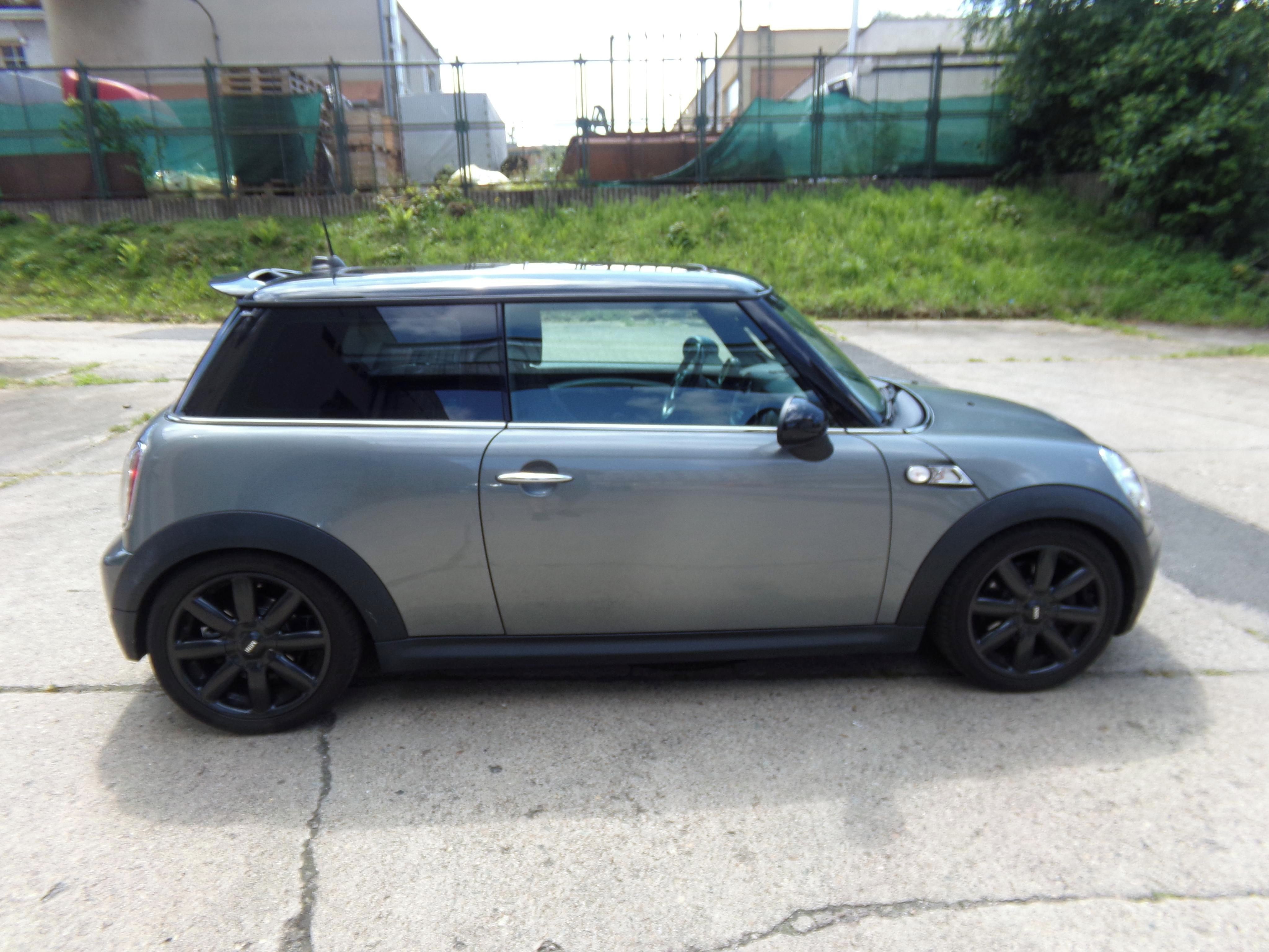 Mini Cooper S, 1.6 John Cooper Works - fotka 4