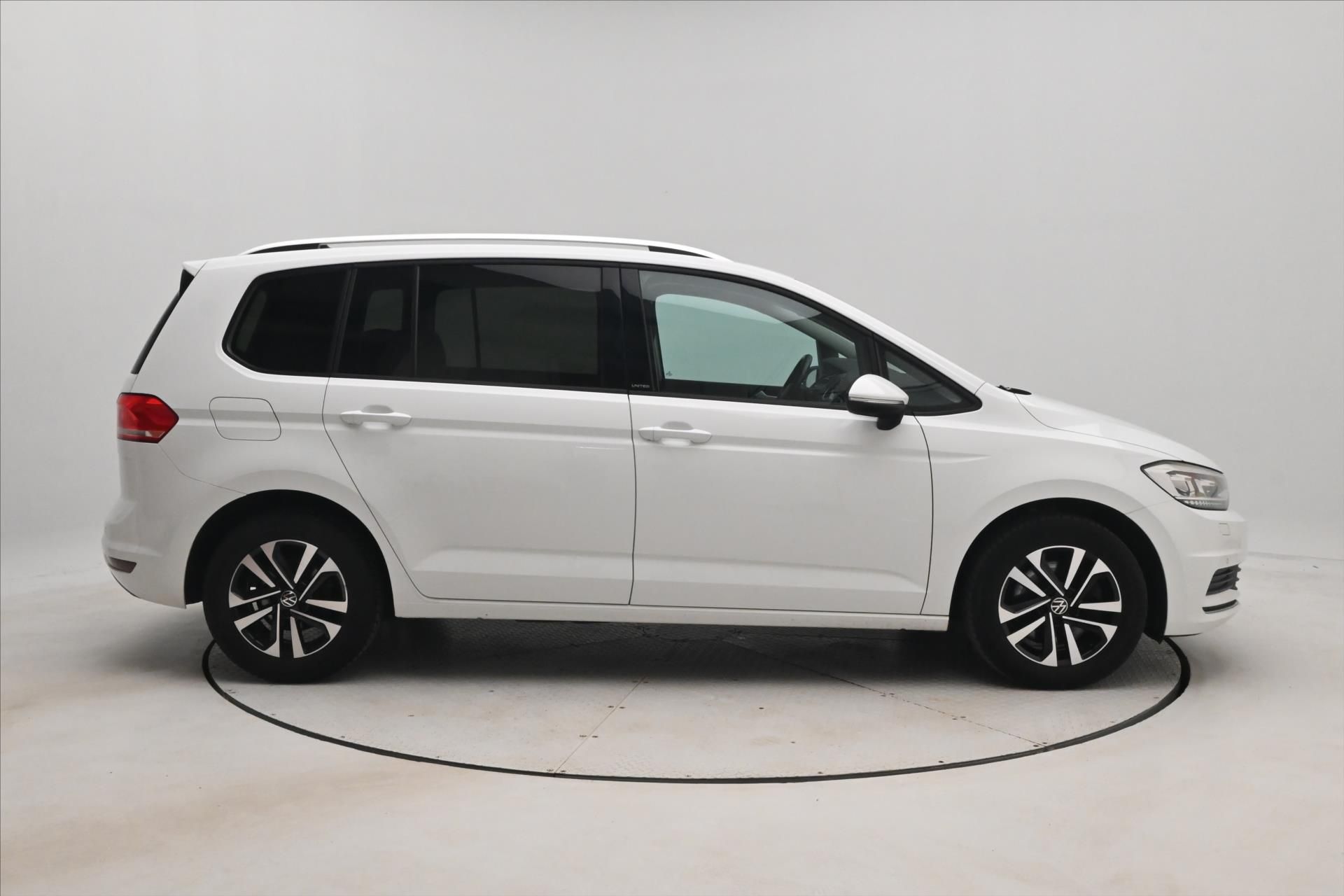 Volkswagen Touran, 2,0 TDI 110 KW TAŽNÉ LED Záruk - fotka 4