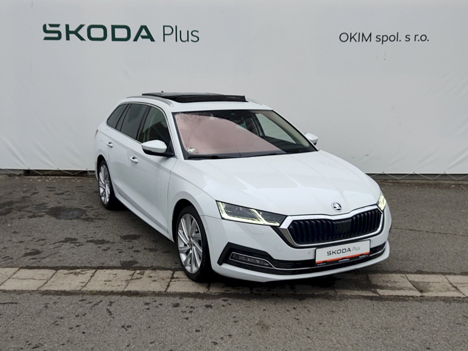 Škoda Octavia, Combi Style Comfort 2,0 Tdi 11 - fotka 4