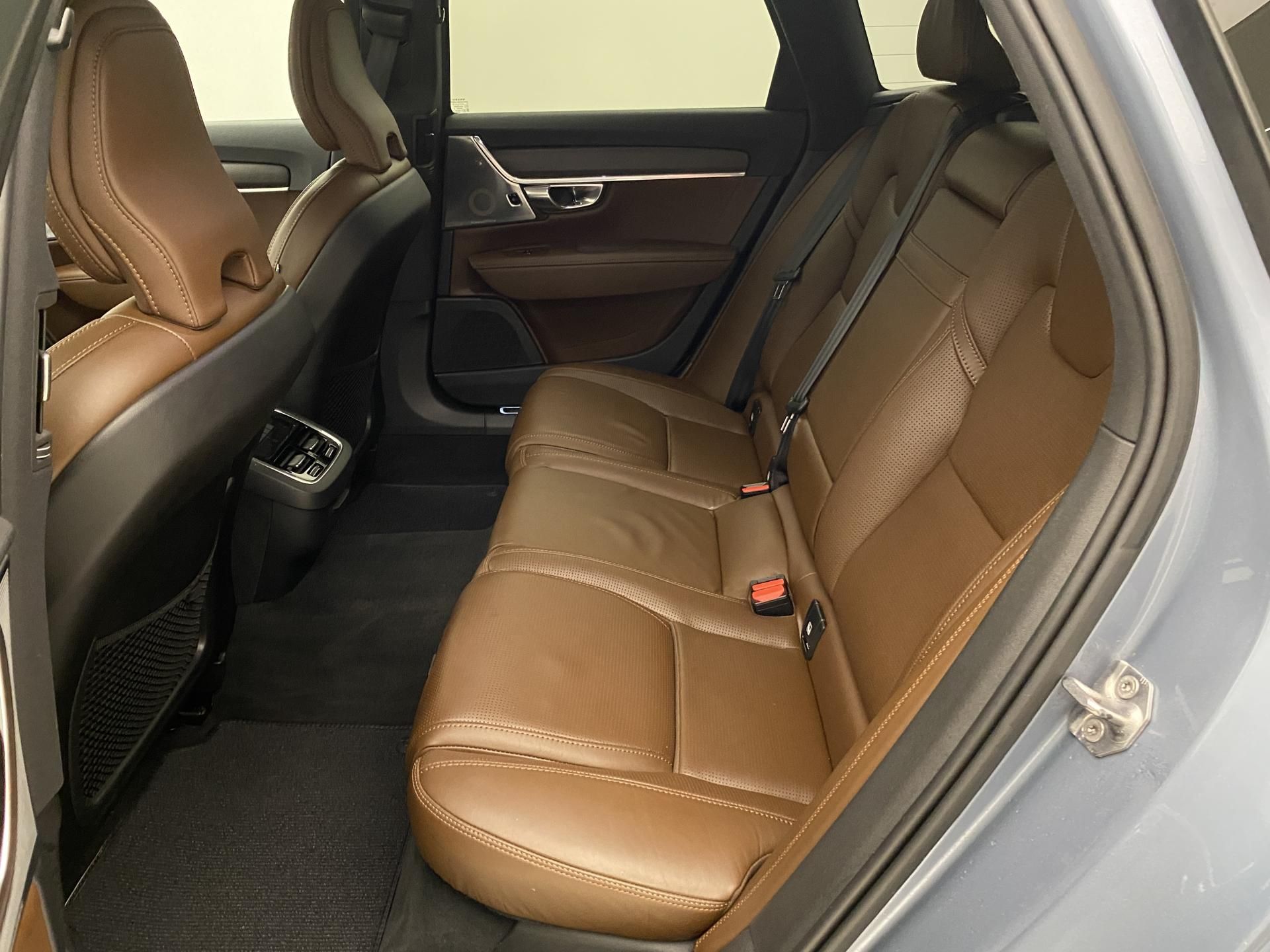 Volvo V90, CC D5 AWD INSCRIPTION AUT CZ - fotka 5