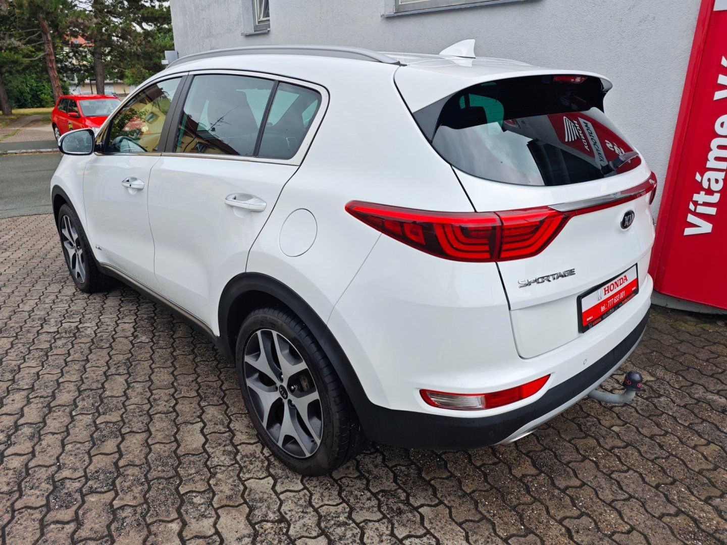 Kia Sportage, 1.6 T-GDi GT-line AWD 130kW - fotka 4
