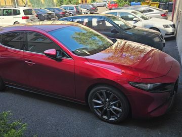 Mazda 3 2021 2.0 90 kW manuál