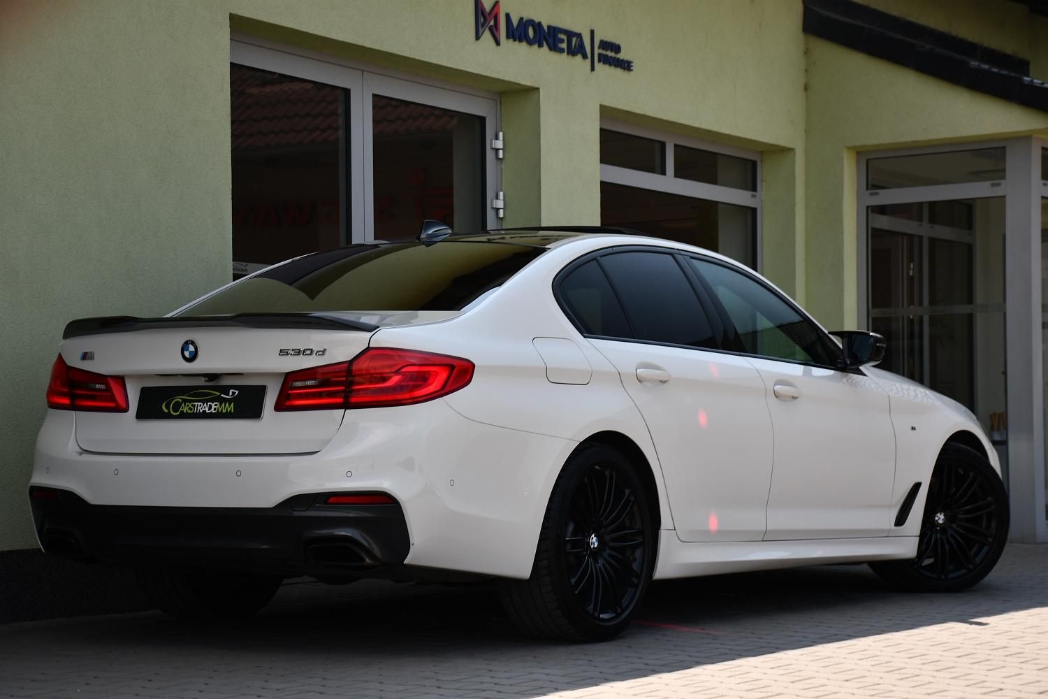 BMW Řada 5, 530D M-SPORT 2xKOLA - fotka 6
