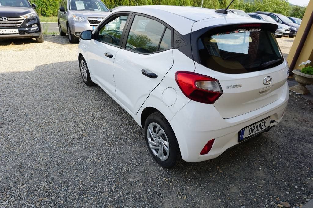 Hyundai i10, 1,0 1 MAJ .V ČR. - fotka 6
