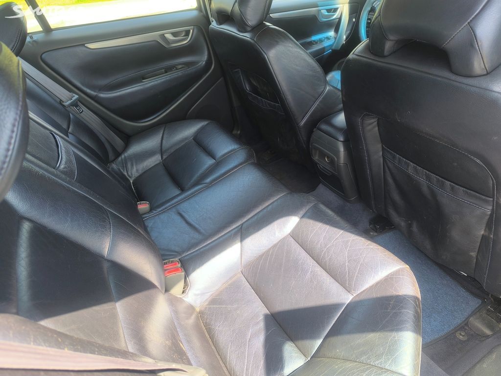 Volvo S60, 220KW,4X4,MANUÁL,SERVISKA,CENA - fotka 6