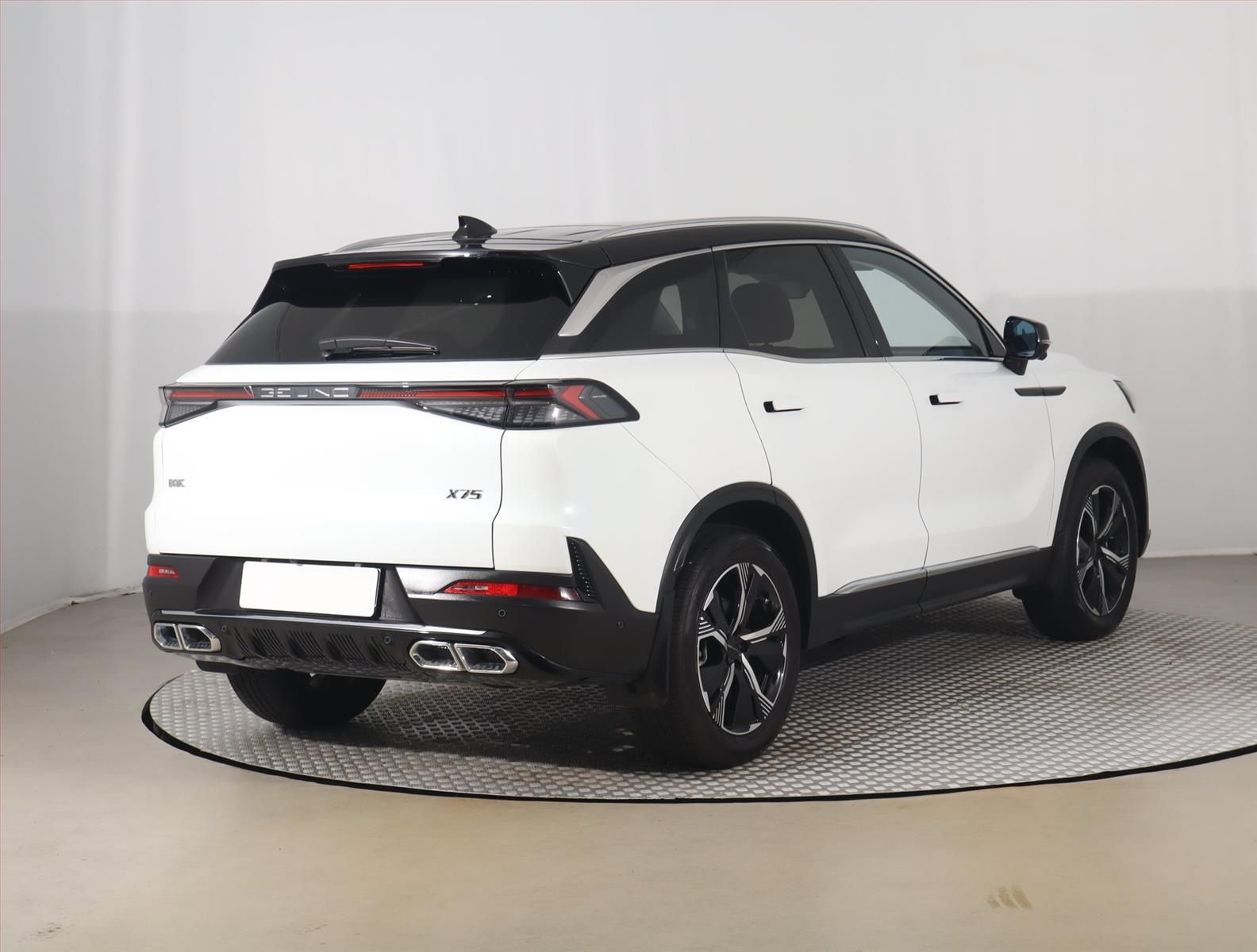 BAIC X7, 1.5T, Automat, Serv.kniha - fotka 5