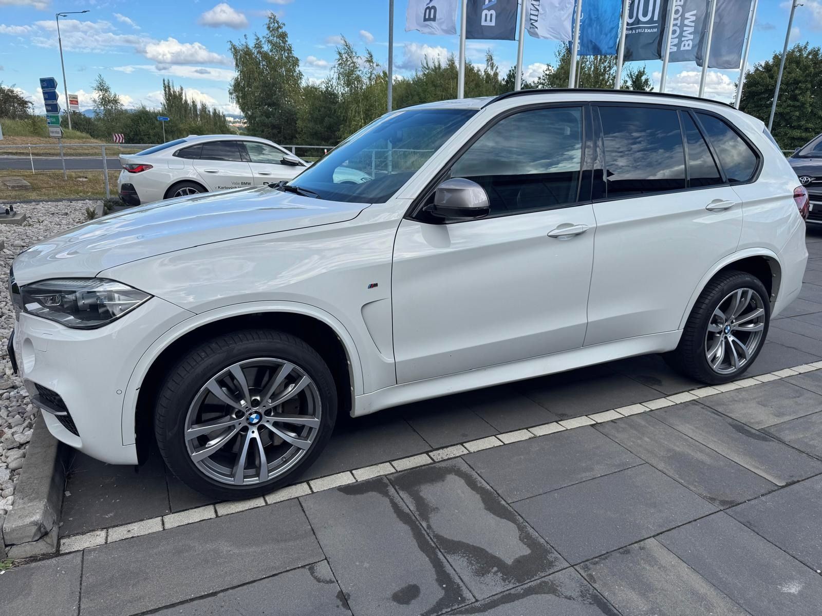 BMW X5, BMW X5 M50D Top stav odp DPH - fotka 3