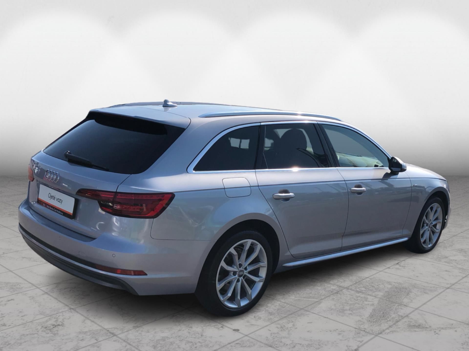 Audi A4 Avant, 2.0 TDI - fotka 2