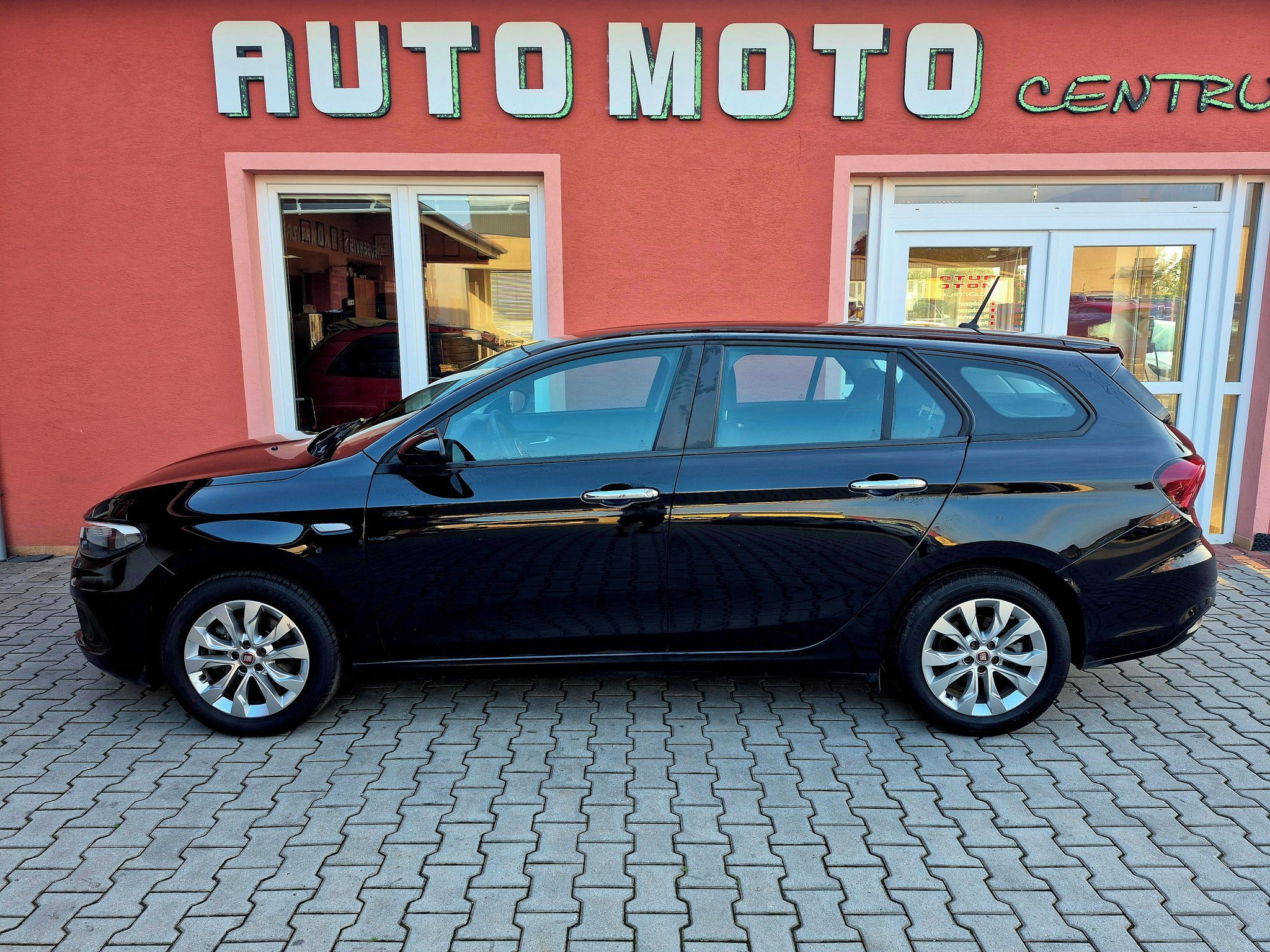 Fiat Tipo, 1.4 70kw Lounge - fotka 2