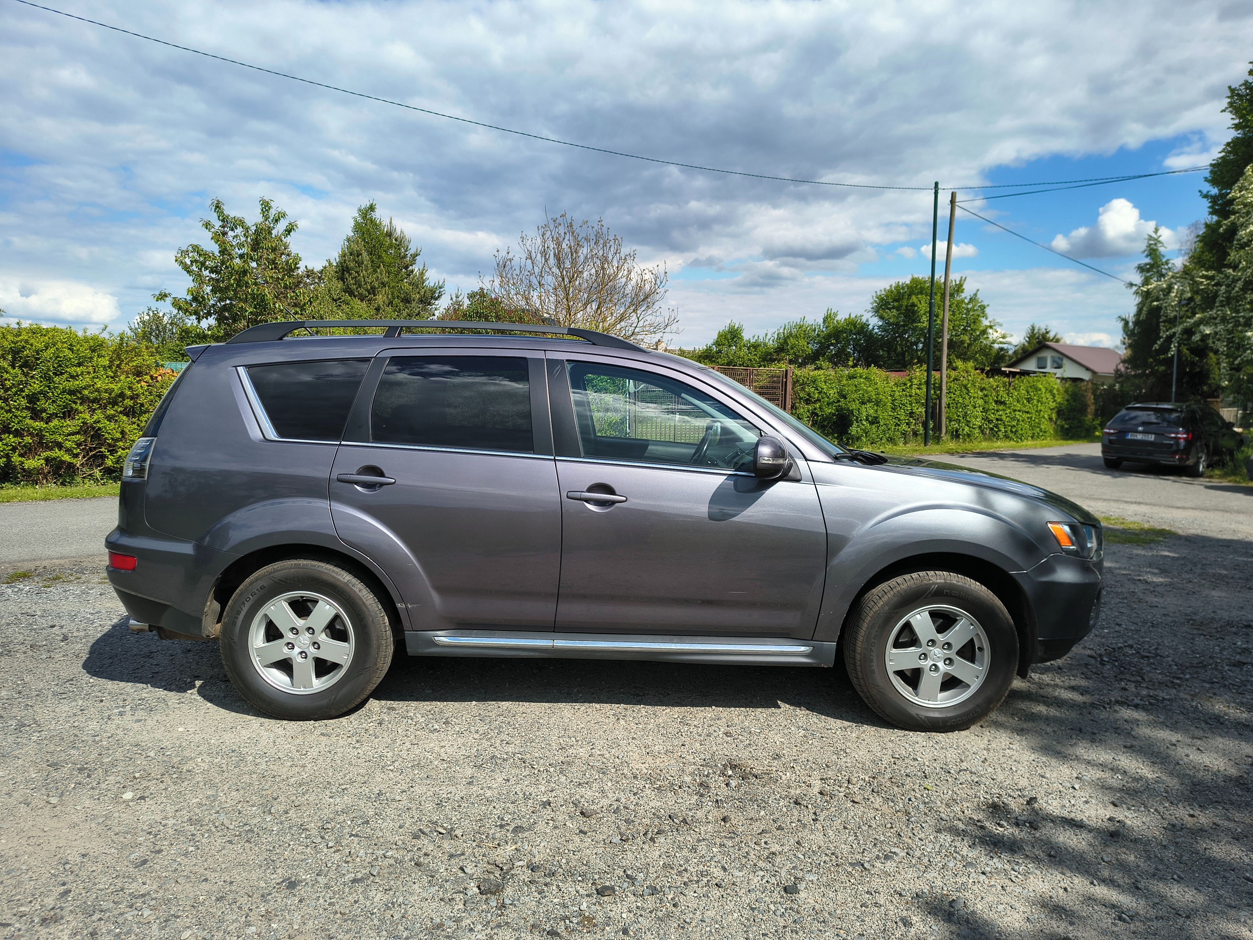 Mitsubishi Outlander - fotka 3