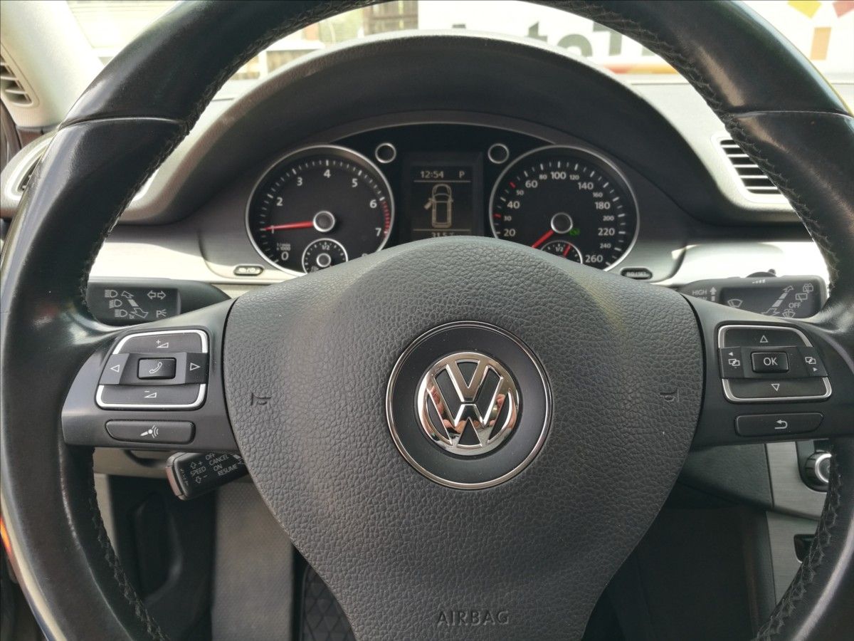 Volkswagen Passat, 1,4 TSI CNG Ecofuel - fotka 6