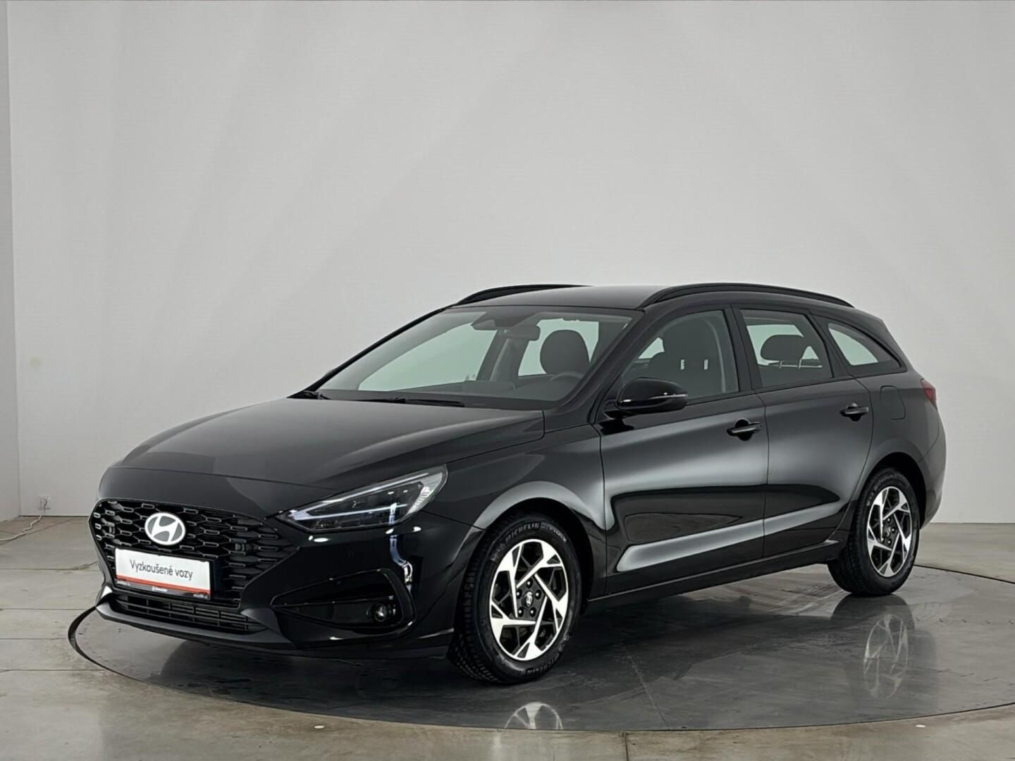Hyundai i30, 1.5 T-GDI / 103 kW Smart DCT