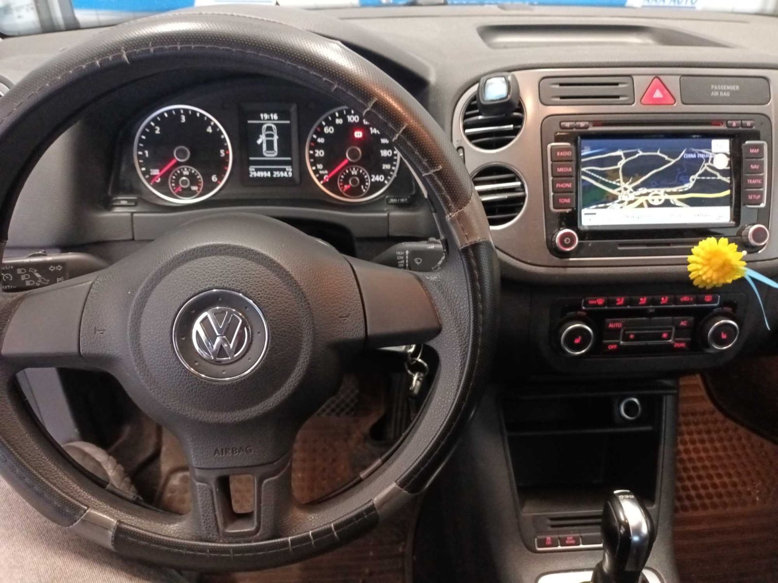 Volkswagen Tiguan, 2.0 TDI, 4X4, Automat, Navi - fotka 3