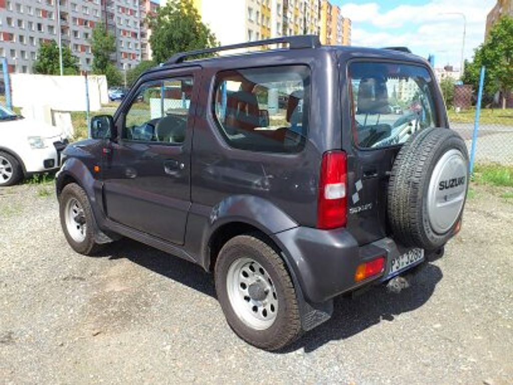 Suzuki Jimny, 1.3 4x4 klima 101000 km - fotka 4