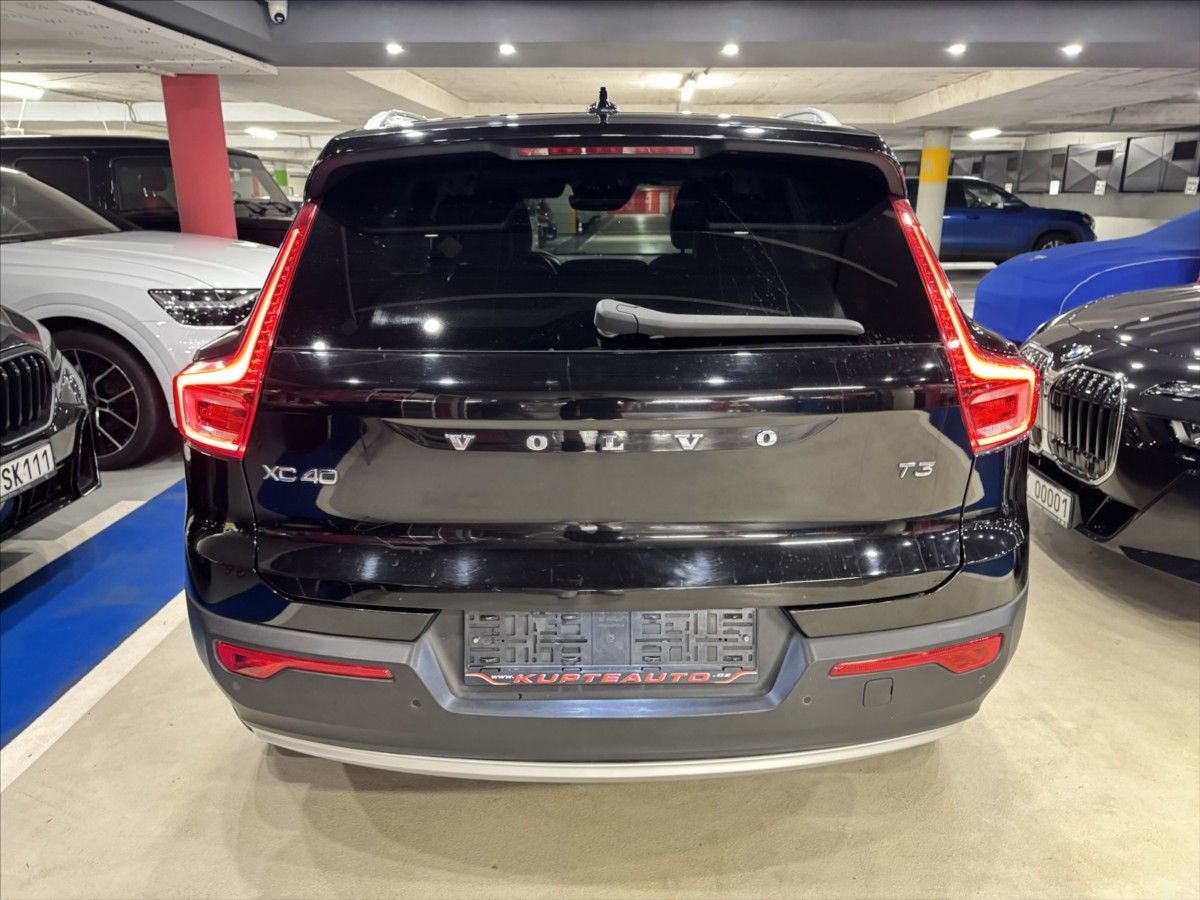 Volvo XC40, 1,5 T3  Business - fotka 4