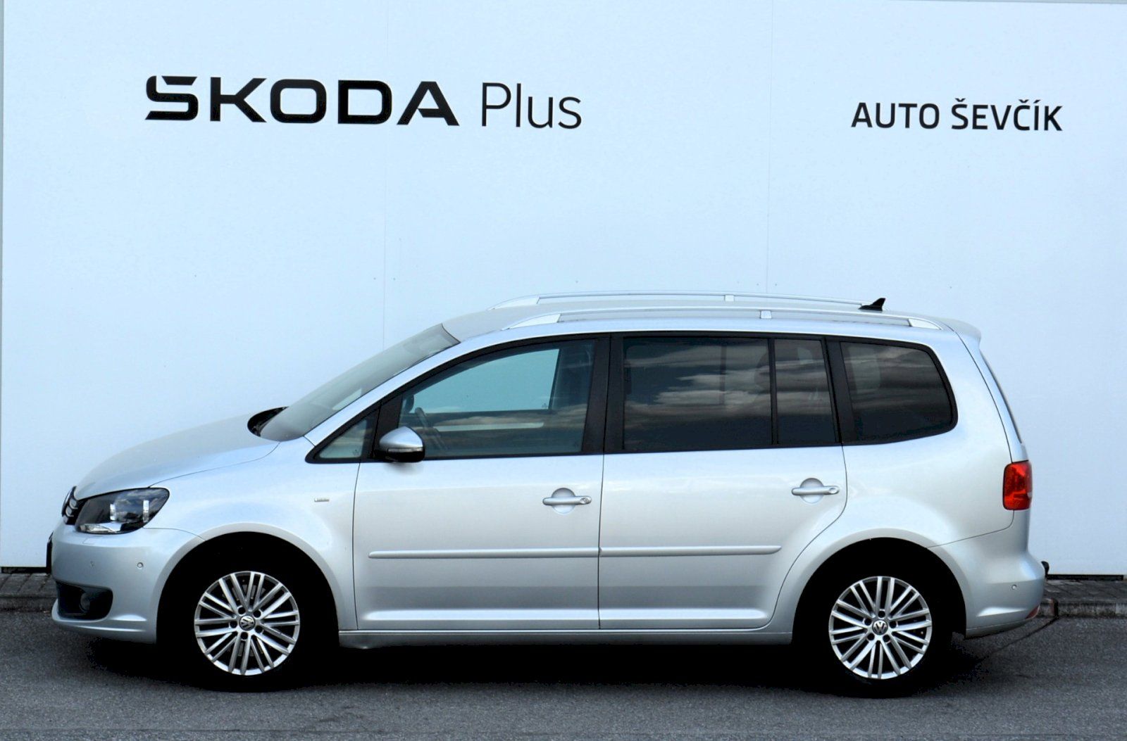 Volkswagen Touran, 2.0 TDI 103 kW Confortline - fotka 3