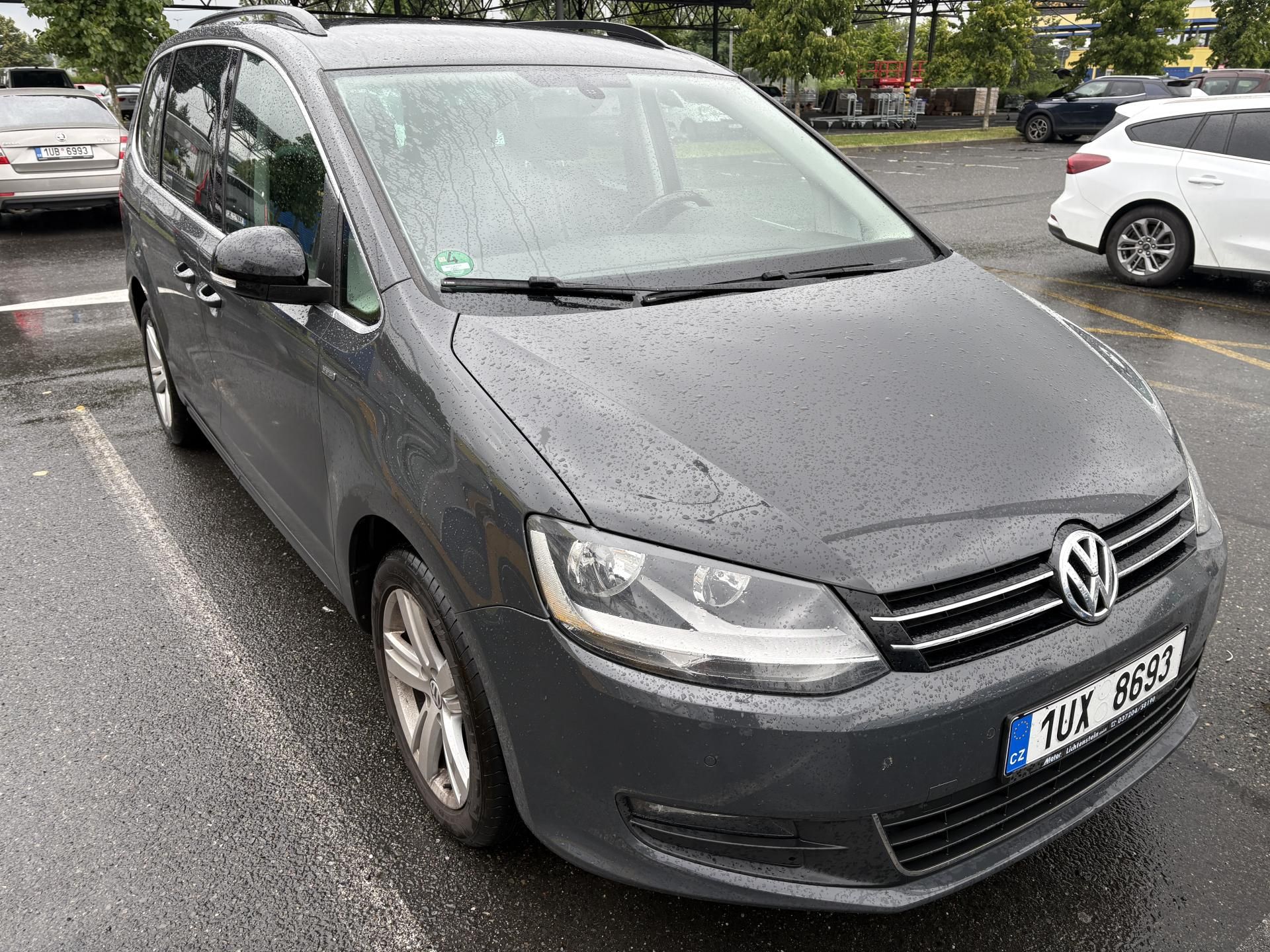 Volkswagen Sharan, 2.0 TDi  110 kW Comfortline - fotka 2