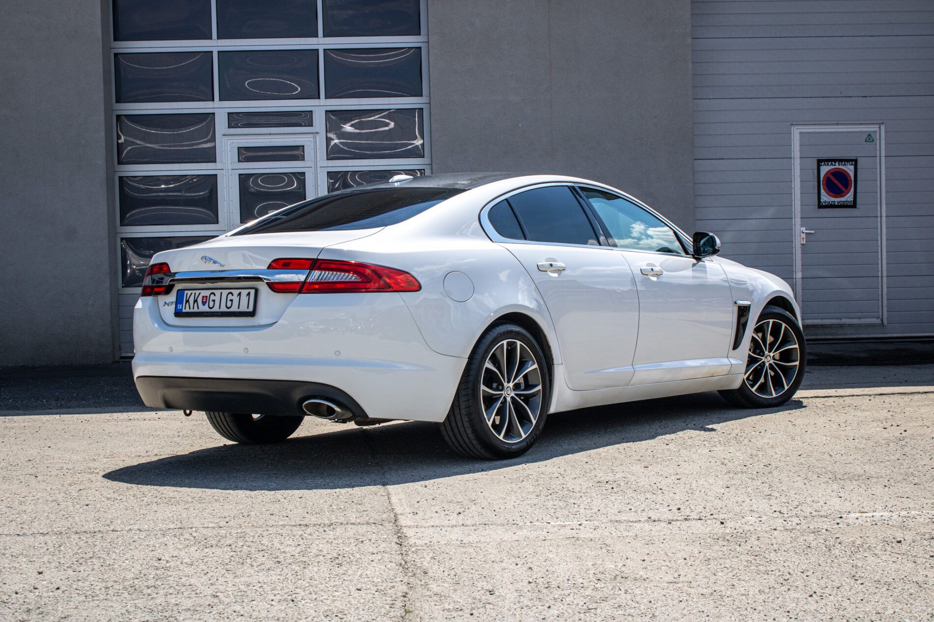 Jaguar XF - fotka 6