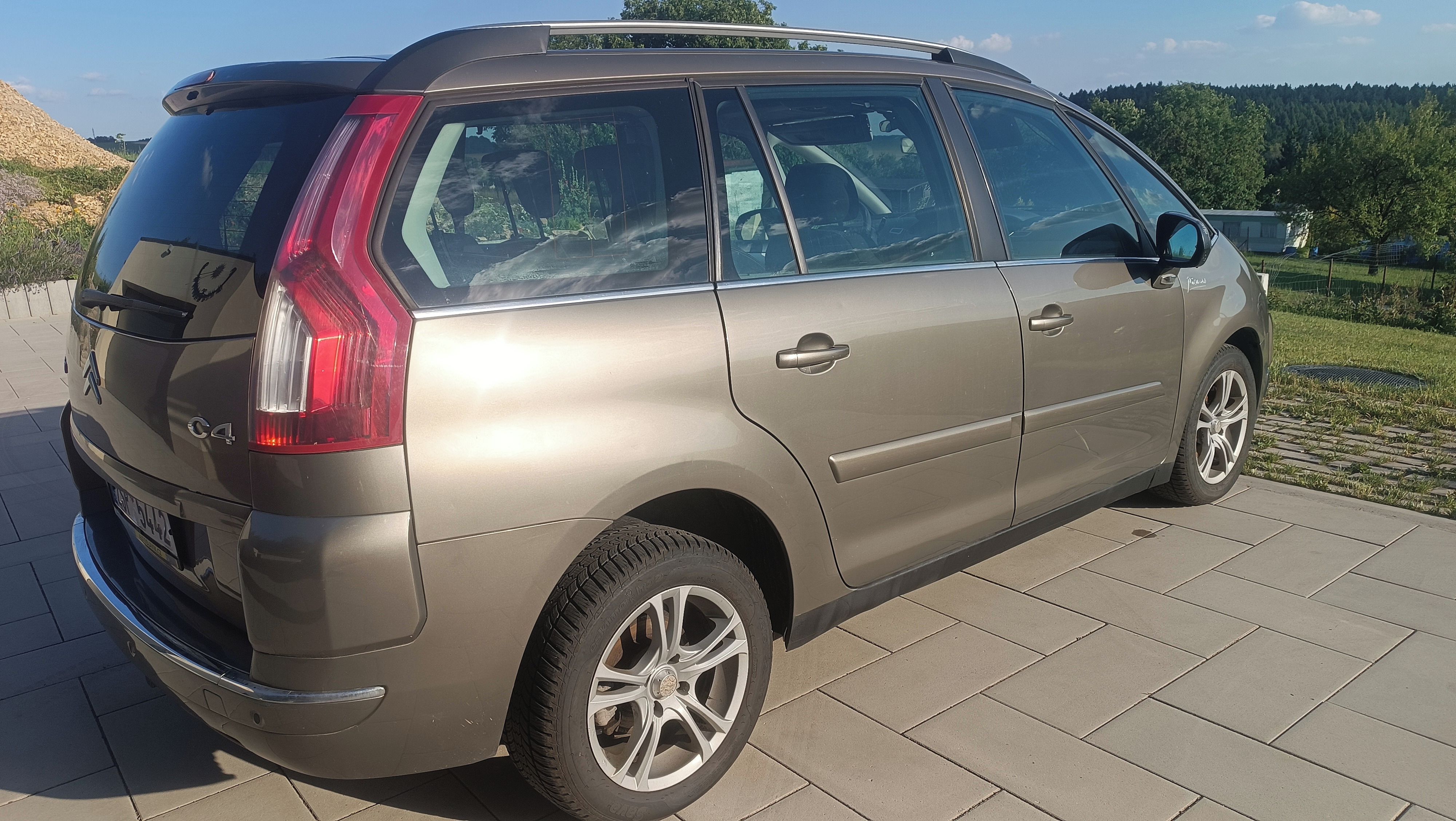 Citroën C4 Picasso - fotka 4