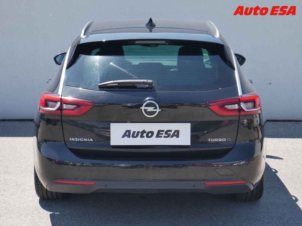 Opel Insignia, 2.0DTi Sports Tourer - fotka 5