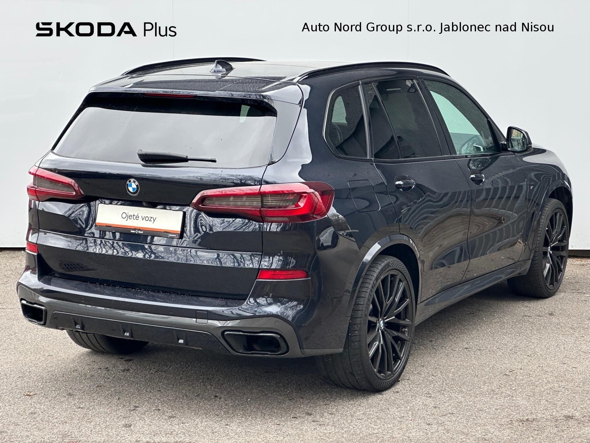 BMW X5, BMW X5 3.0 TDi 294 kW M50D - fotka 2