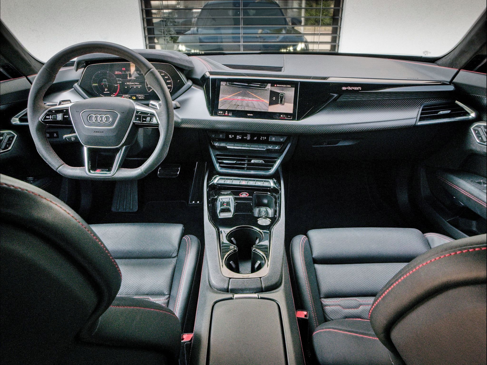 Audi RS e-tron GT, Laser, B&O, natáčení kol, masá - fotka 6