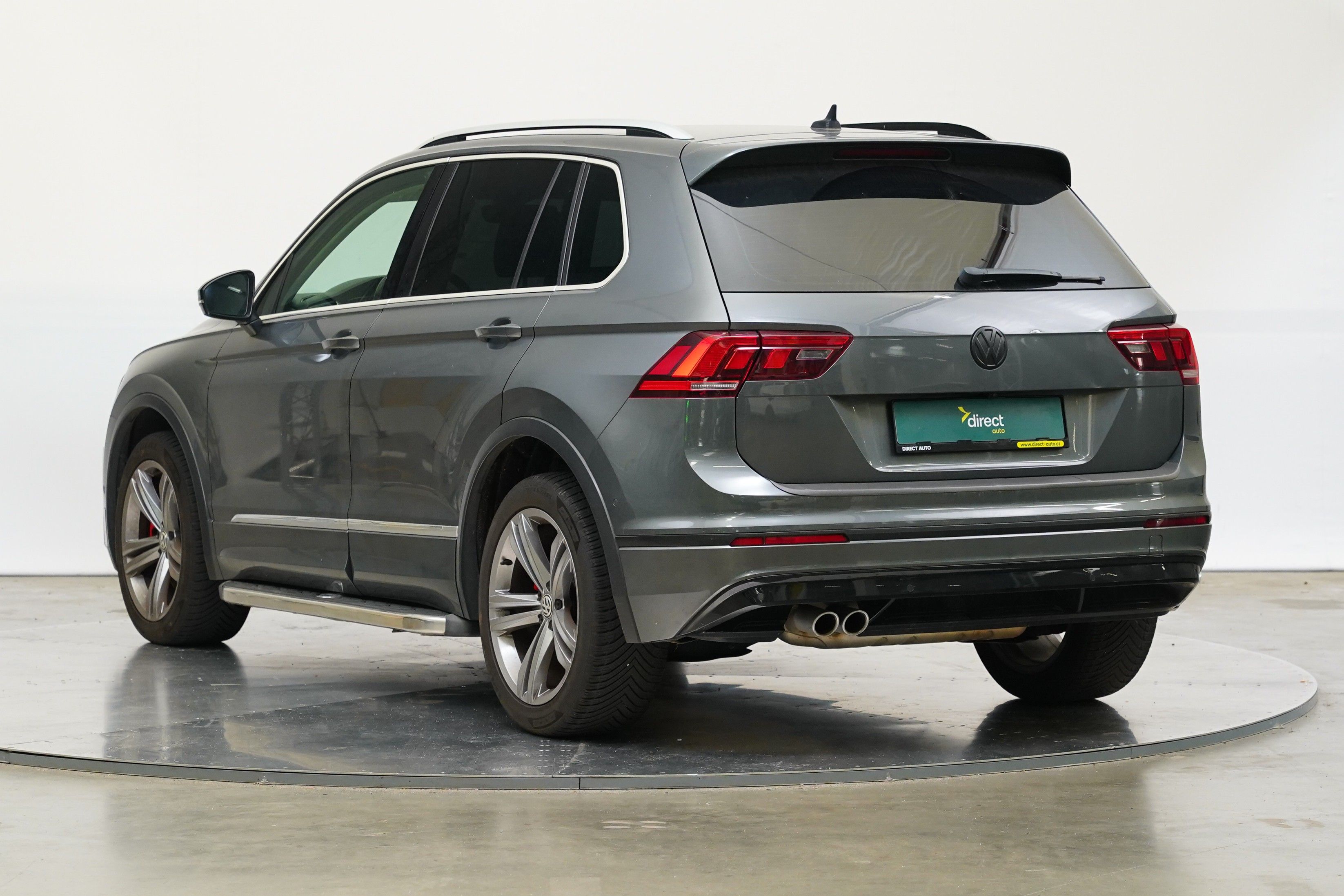 Volkswagen Tiguan, 2.0 TSI 140kW 4MOTION IQ.Drive - fotka 4