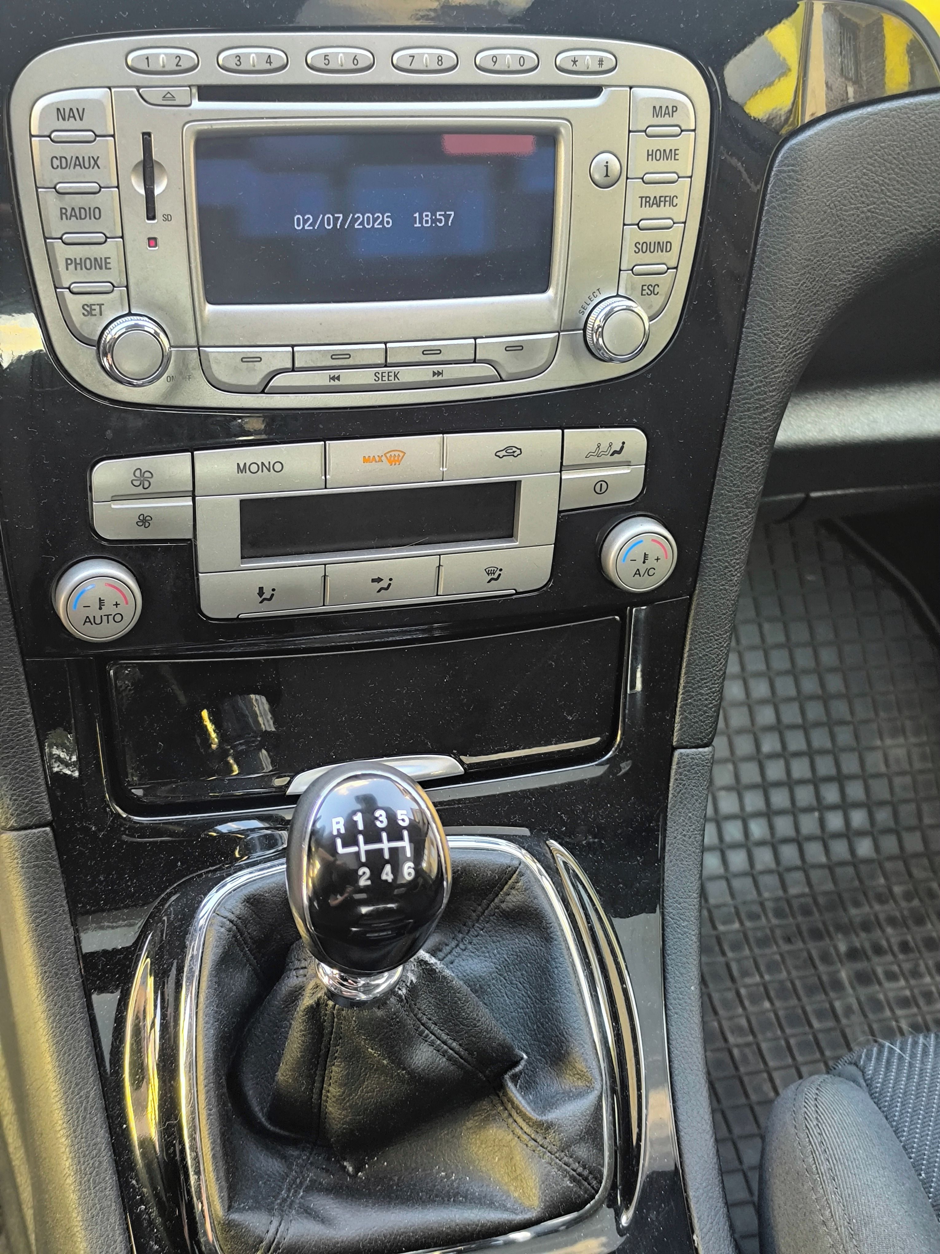 Ford Galaxy, 2,0tdi - fotka 2
