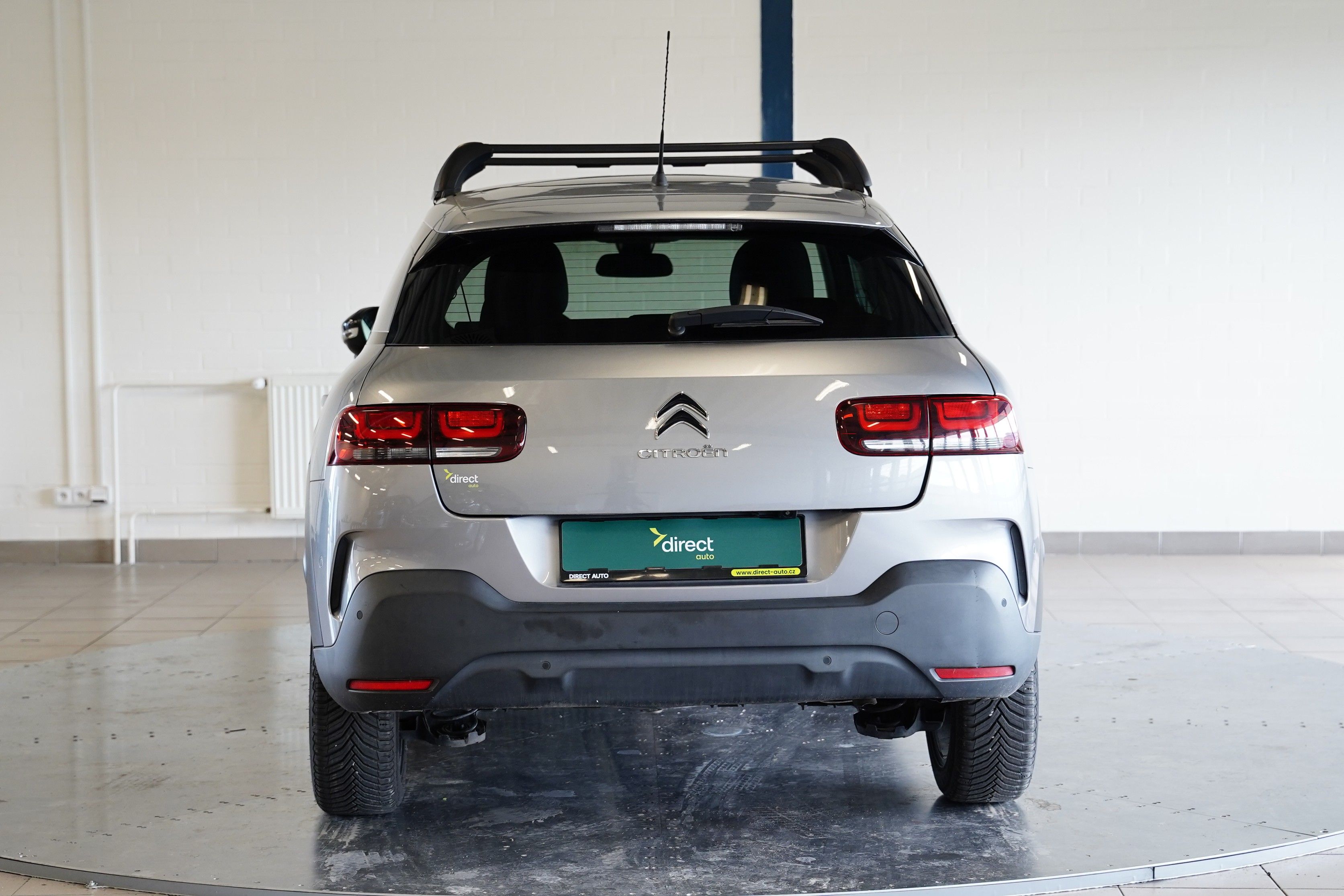 Citroën C4 Cactus, 1.2 PureTech 81 kW Shine - fotka 6