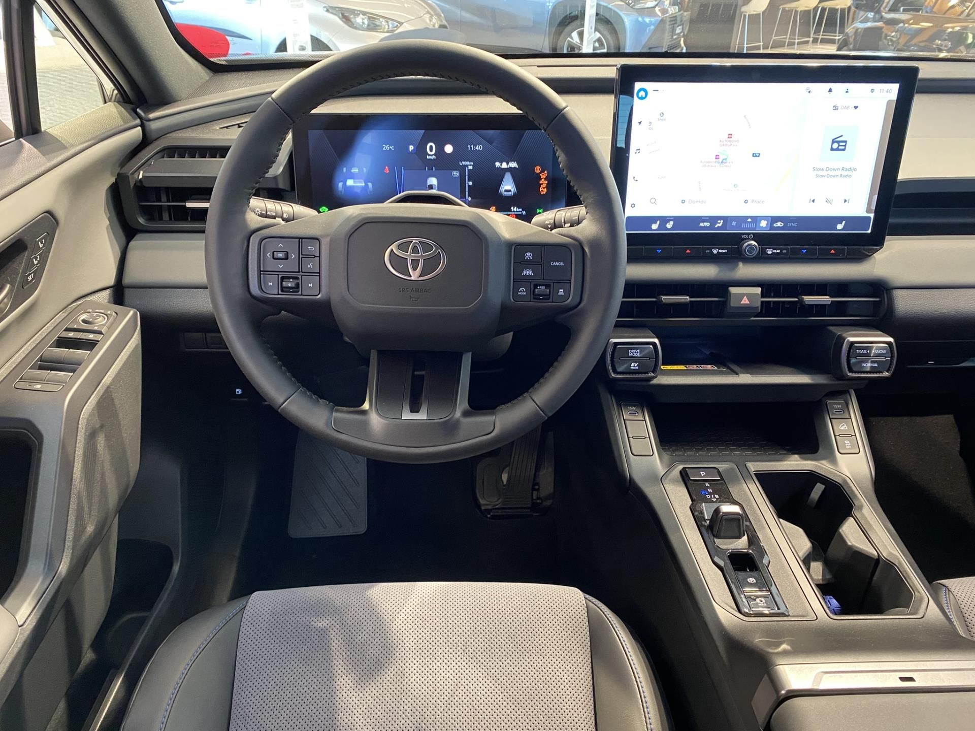 Toyota Rav4, 2.5 HEV 4x4 STYLE + tažné - fotka 5