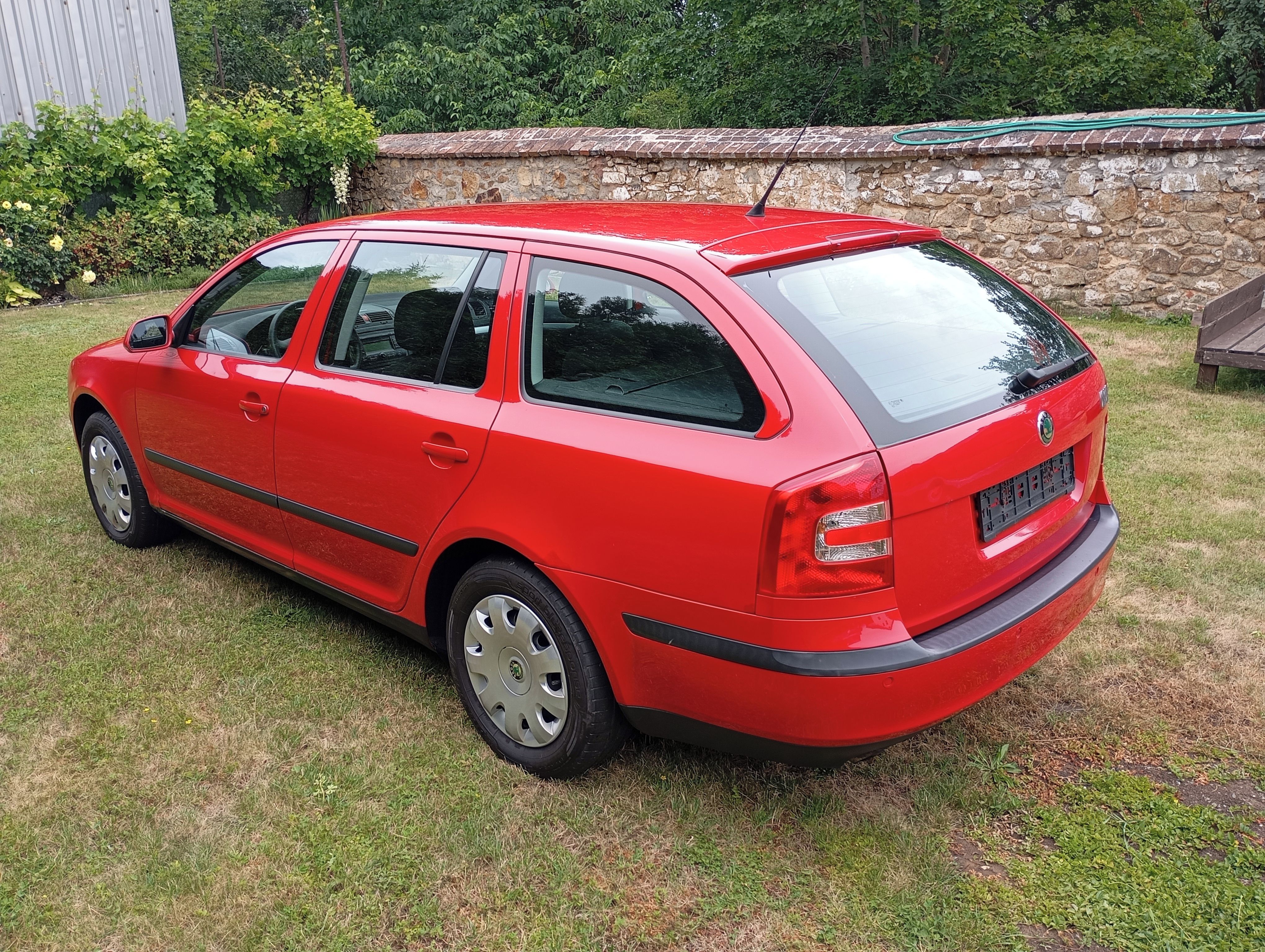 Škoda Octavia, 1.6 FSI 1.Majitel Orig.stav - fotka 3