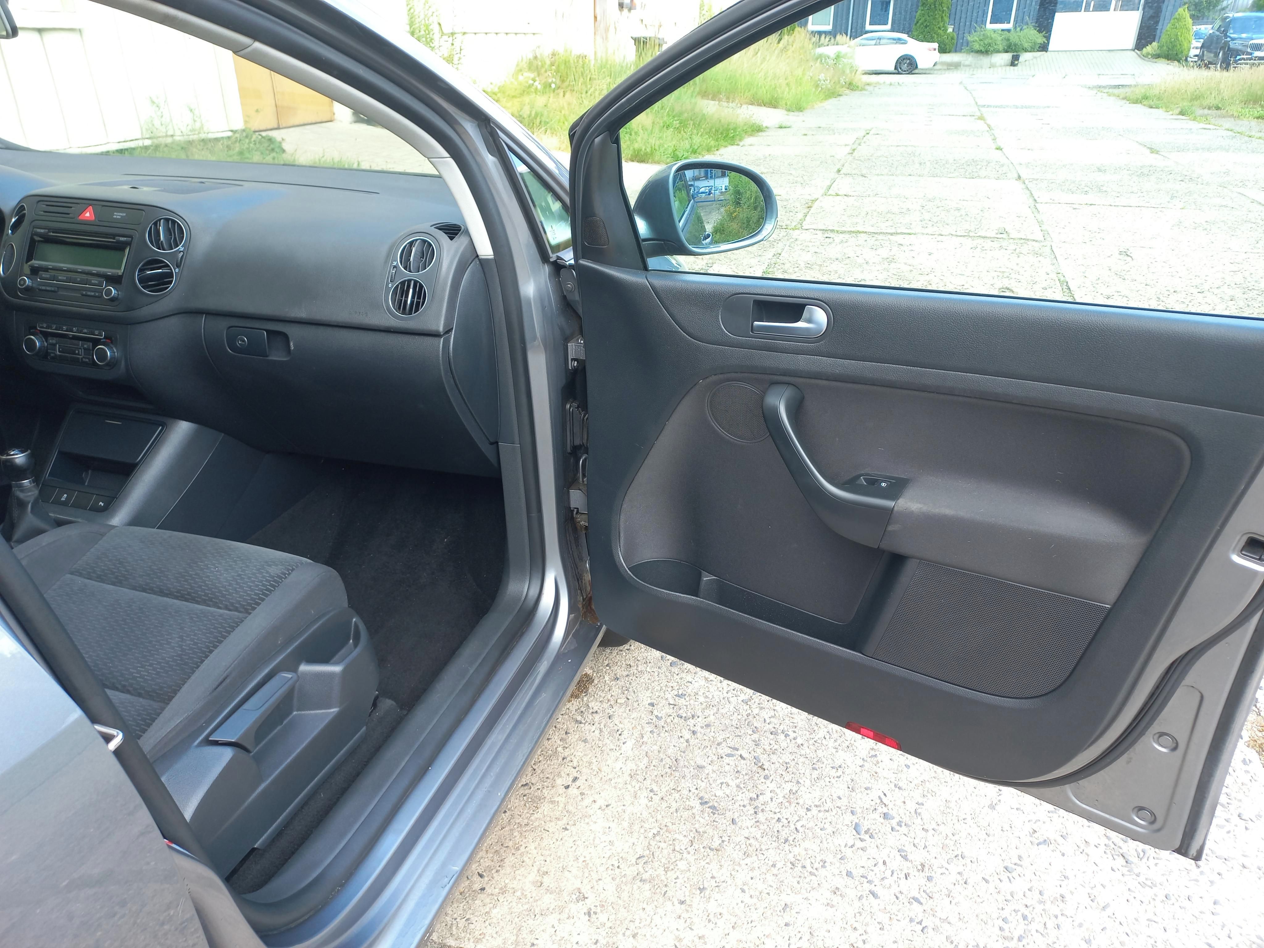 Volkswagen Golf Plus, Volkswagen Golf 5 PLUS 1.2TSI - fotka 4