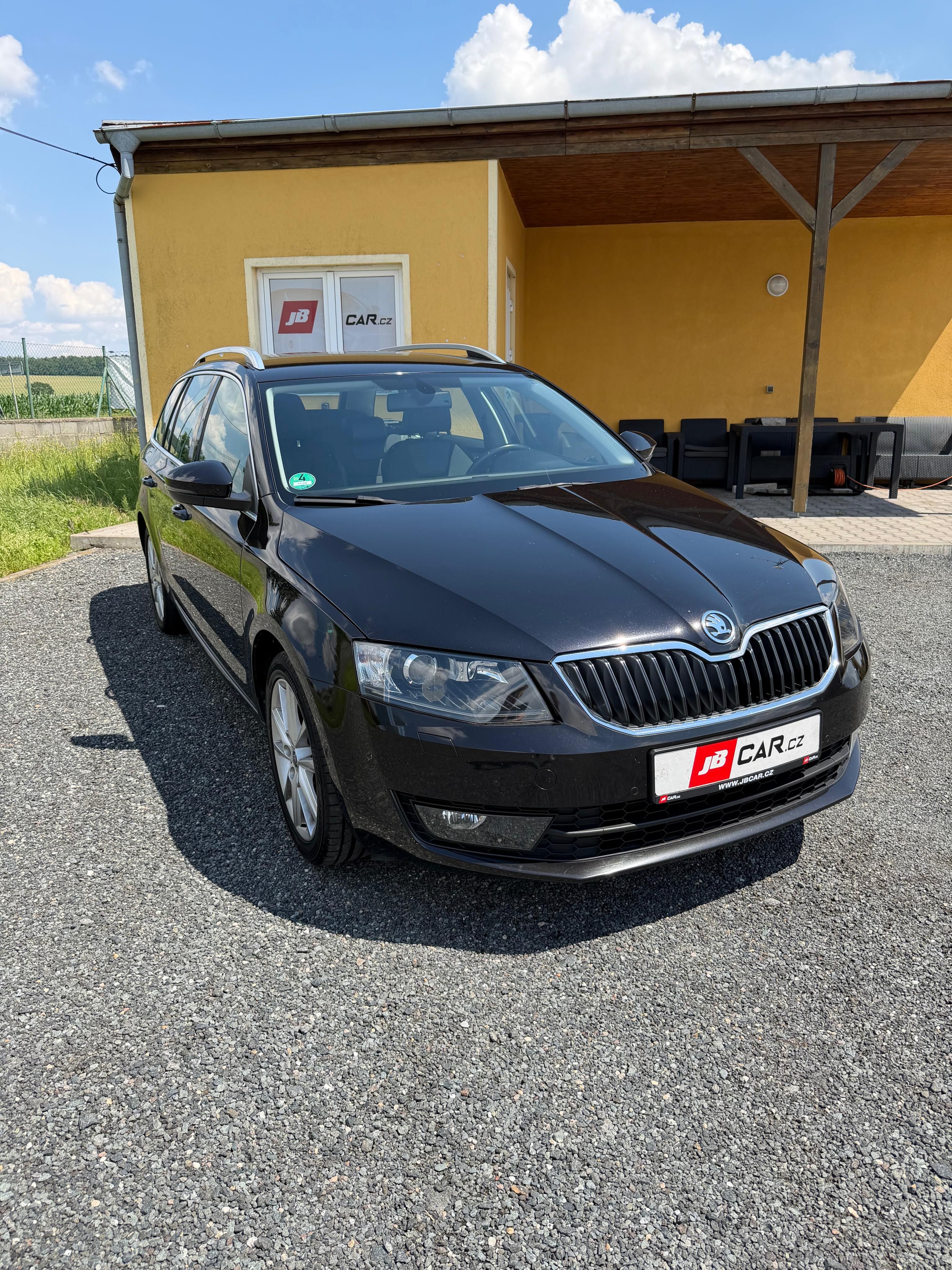 Škoda Octavia, 1.4 TSI 110 kW XEN NAVI 1.MAJ