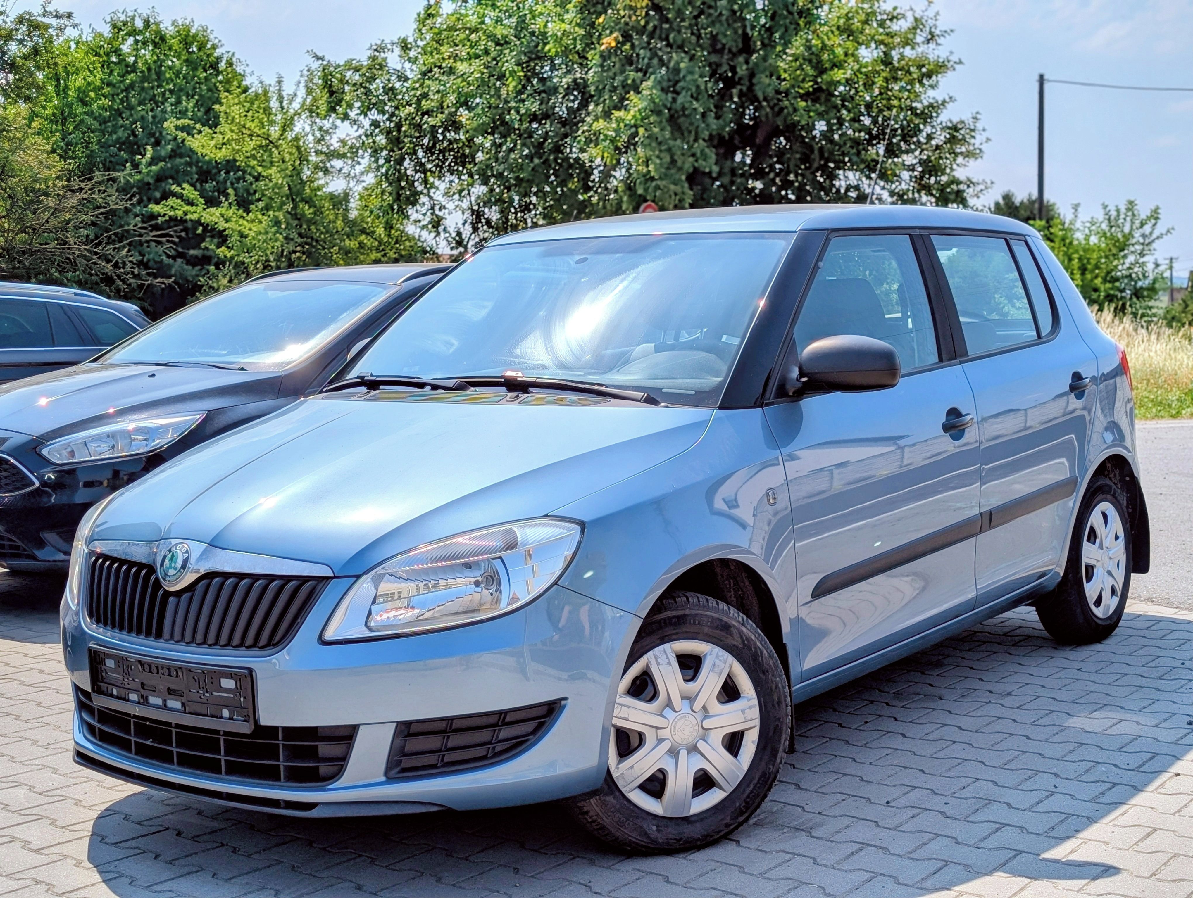 Škoda Fabia, II 1.2HTP 44kW POUZE 89 697KM - fotka 2