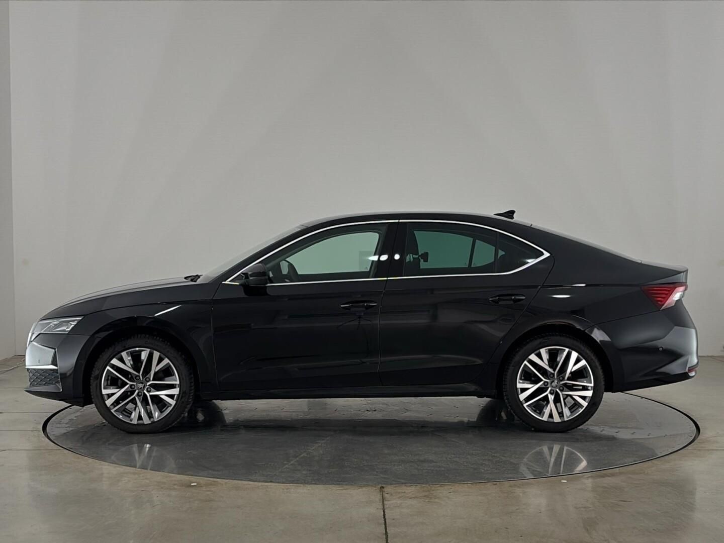 Škoda Octavia, 2.0 TDI / 110 kW Top Selection - fotka 3