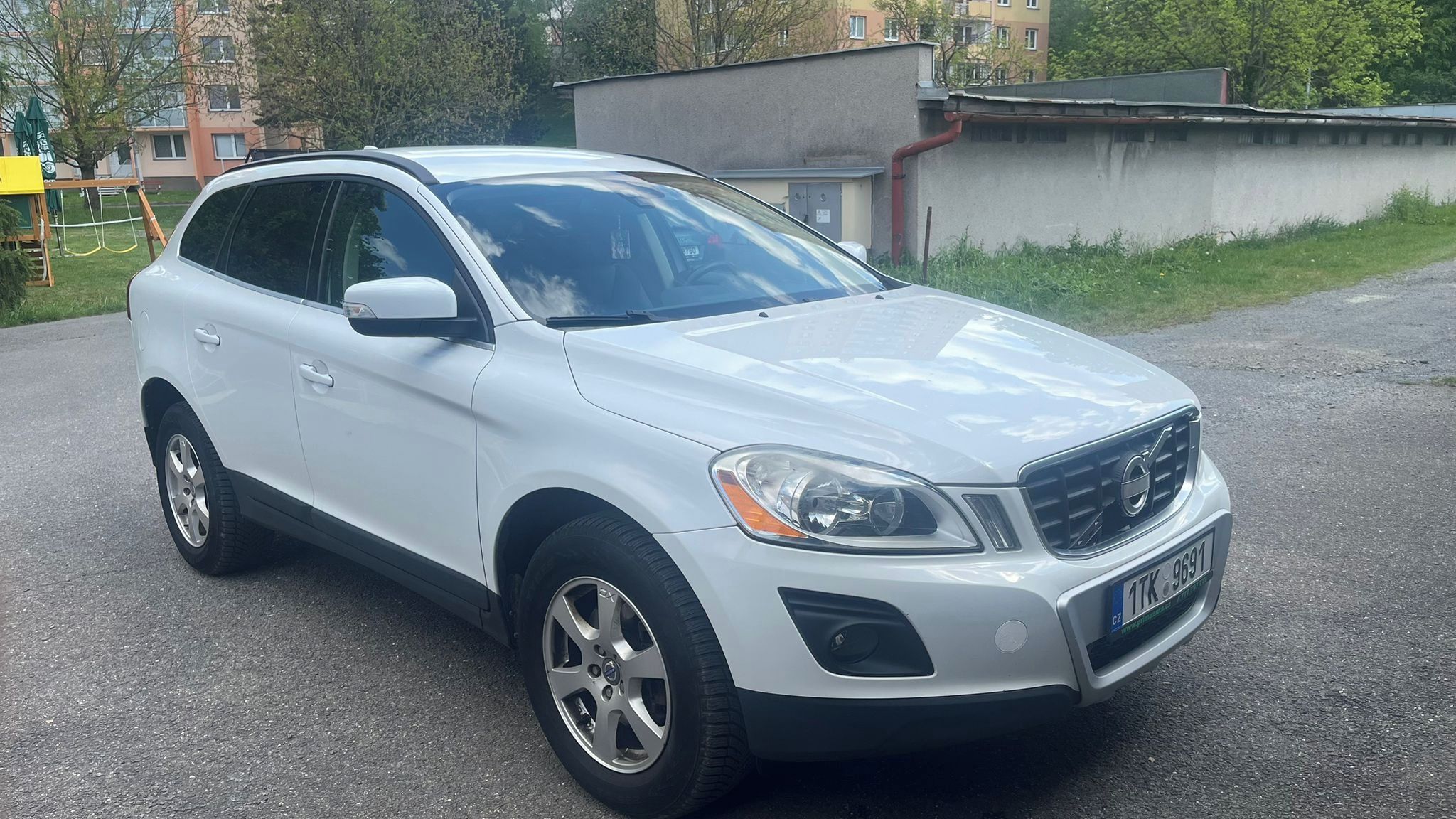 Volvo XC60, Volvo XC60 D5 AWD – 136 kW | 2 - fotka 4