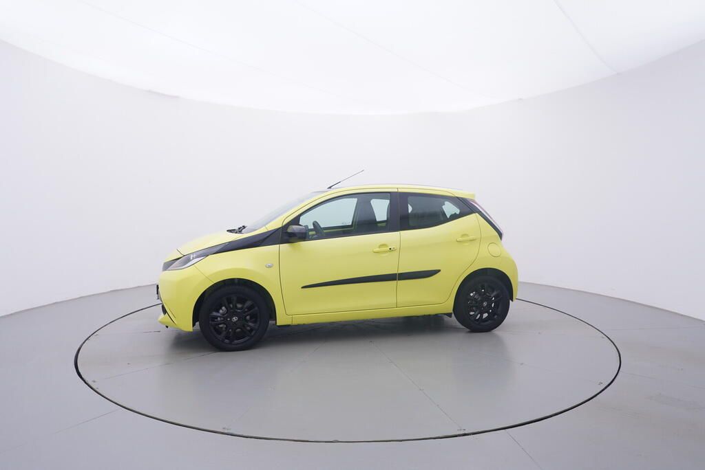 Toyota Aygo, 1.0 1.0i 51 kW - fotka 2