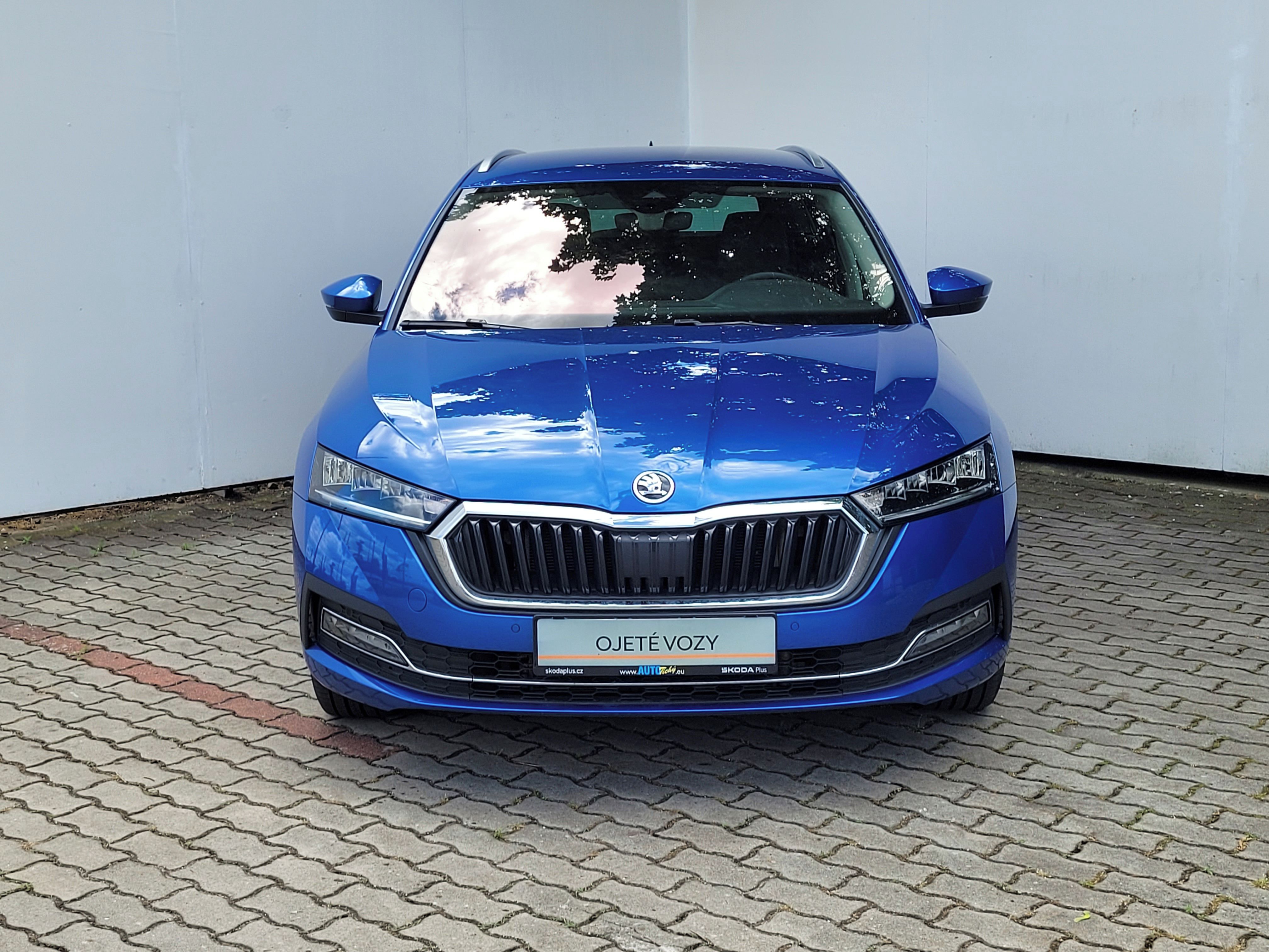 Škoda Octavia, 2.0TDI 110kW DSG STYLE Plus - fotka 2