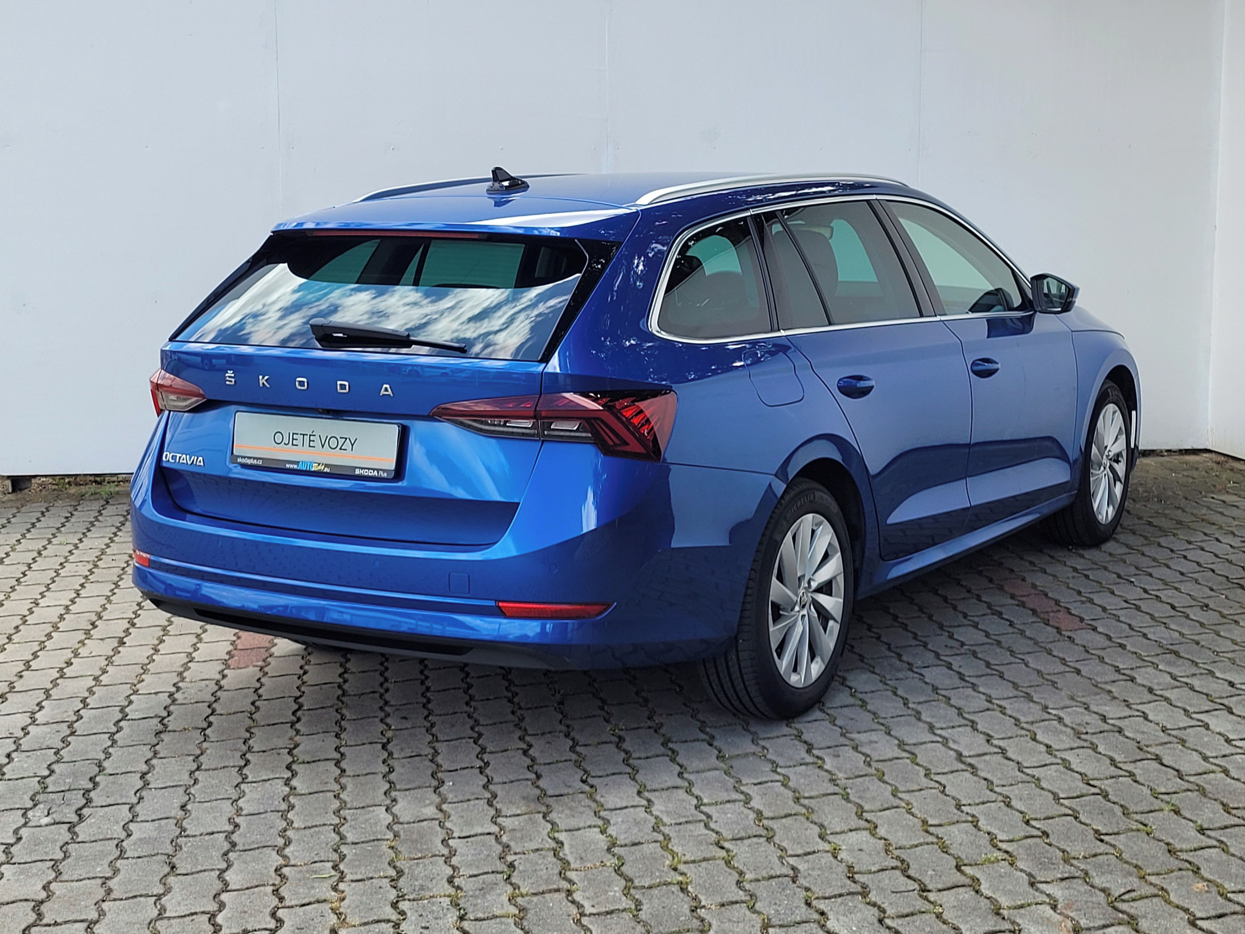Škoda Octavia, 2.0TDI 110kW DSG STYLE Plus - fotka 5
