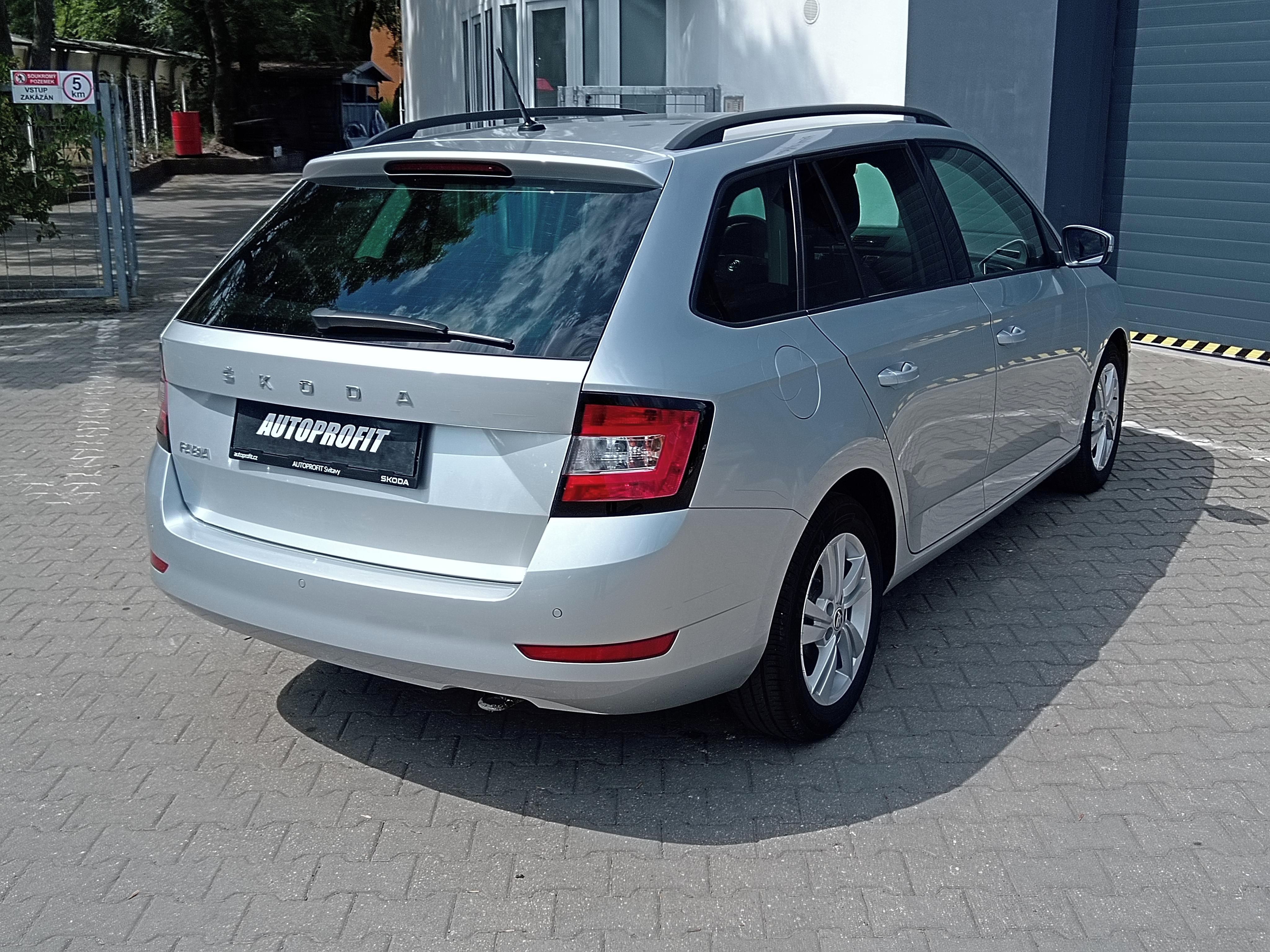 Škoda Fabia, 1,0 TSi Ambition - fotka 5