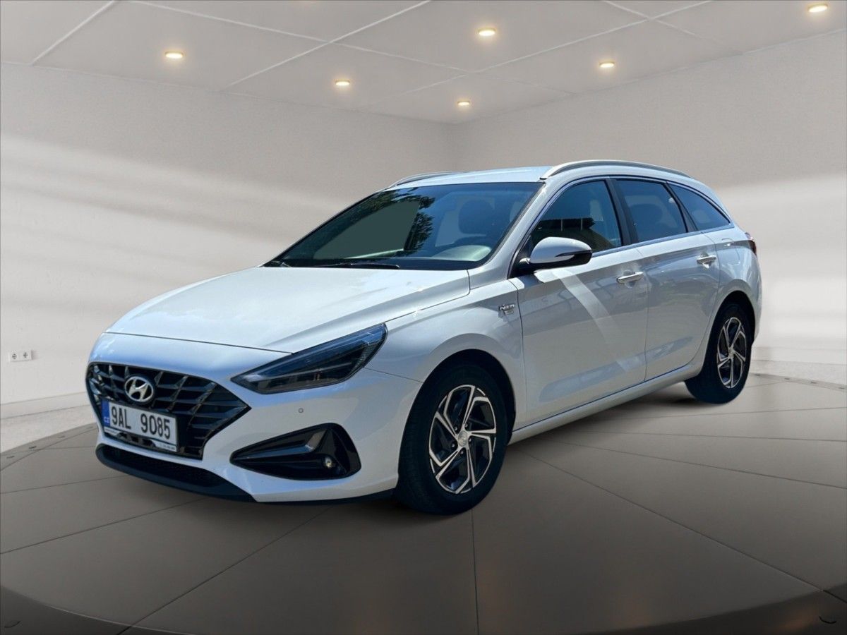 Hyundai i30, 1,5 T-GDI Smart 5d - fotka 3