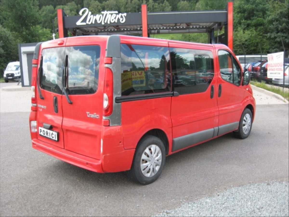 Renault Trafic, 2,0 6 Míst - fotka 6