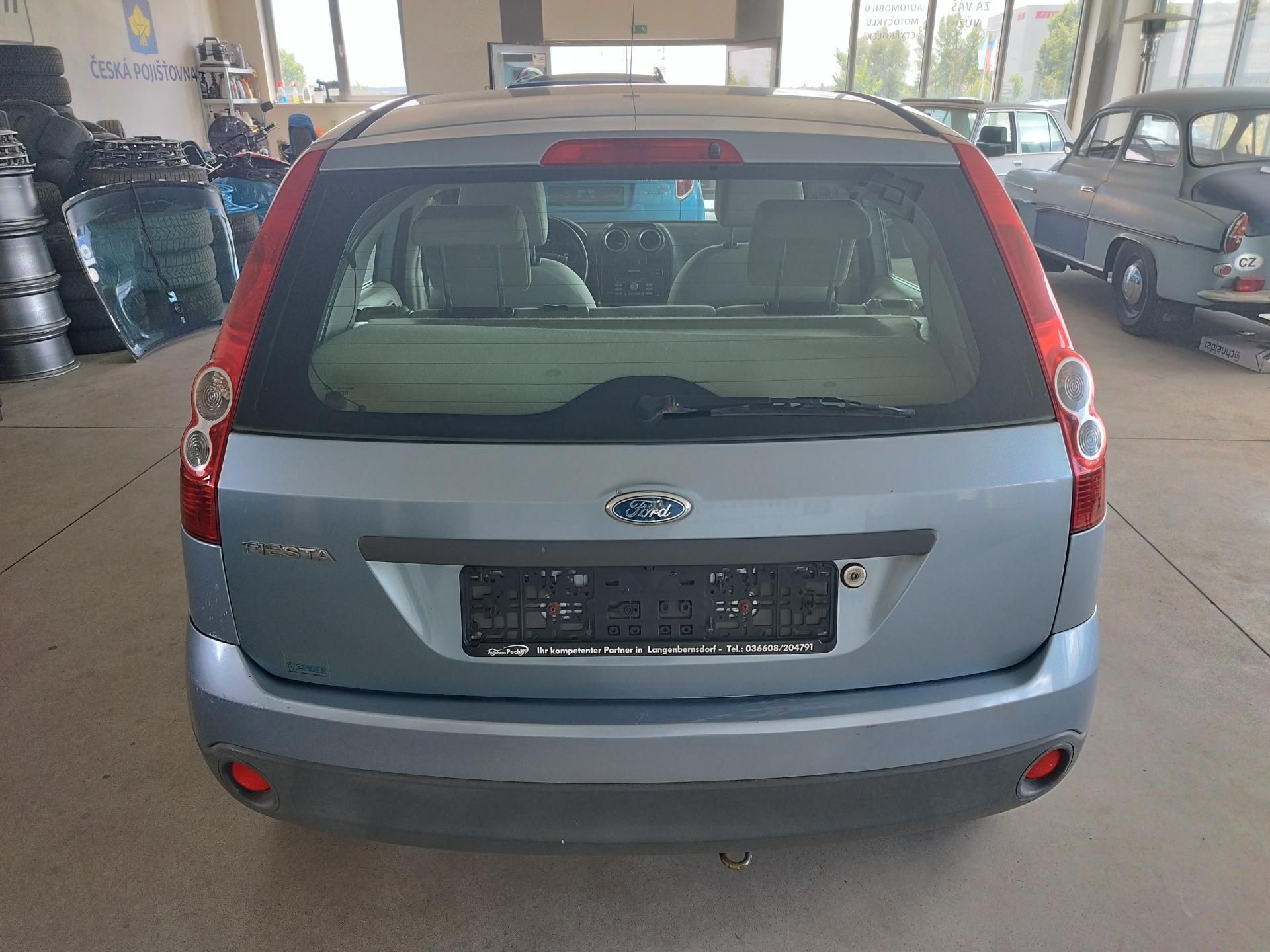 Ford Fiesta, 1,4I,59KW,5.DV.KLIMA,SER.KN - fotka 6