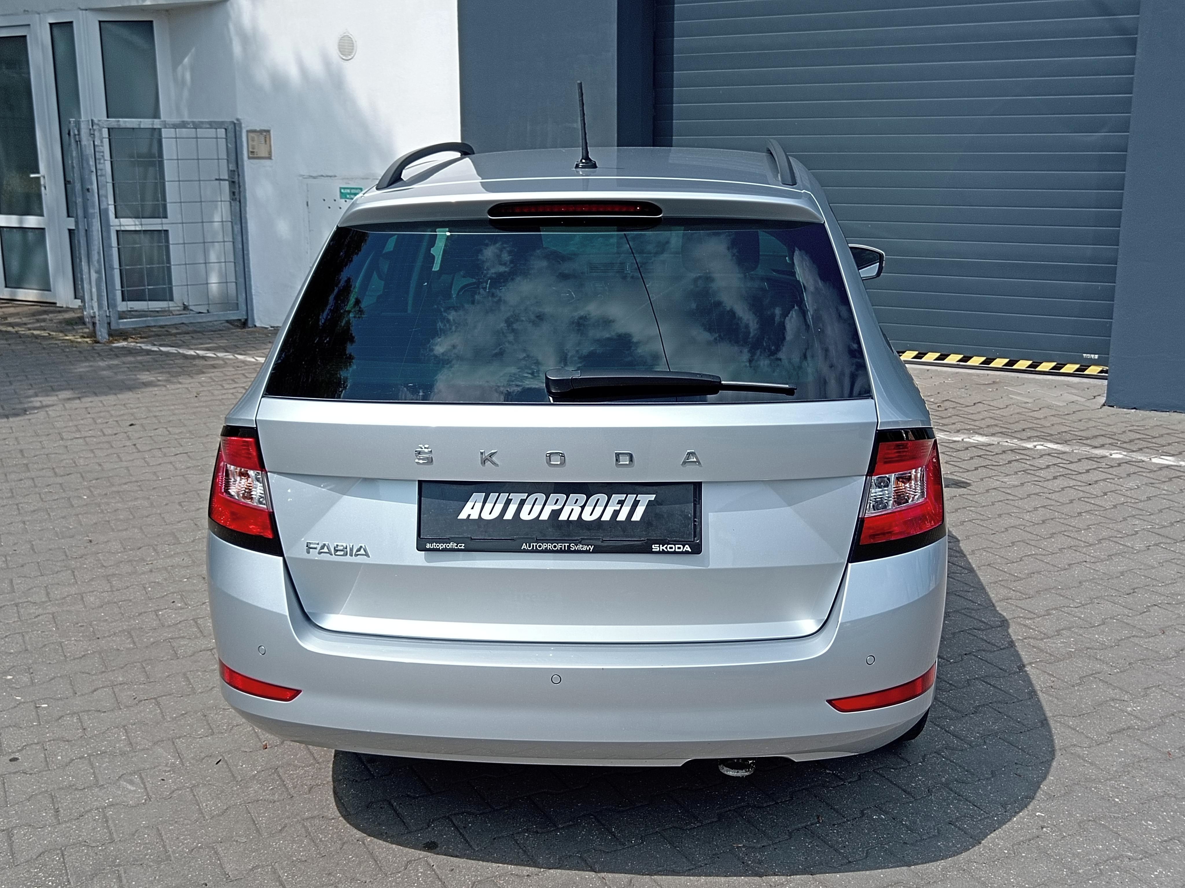 Škoda Fabia, 1,0 TSi Ambition - fotka 6