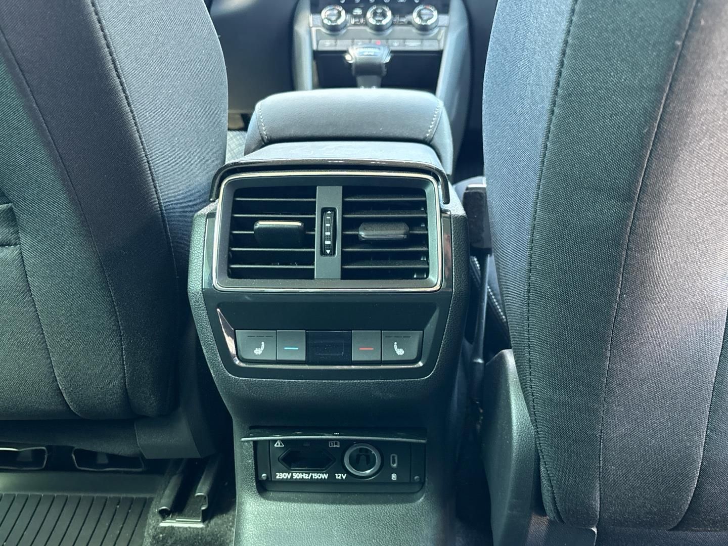 Škoda Karoq, 2.0 TDI / 110 kW Style Exclusi - fotka 6