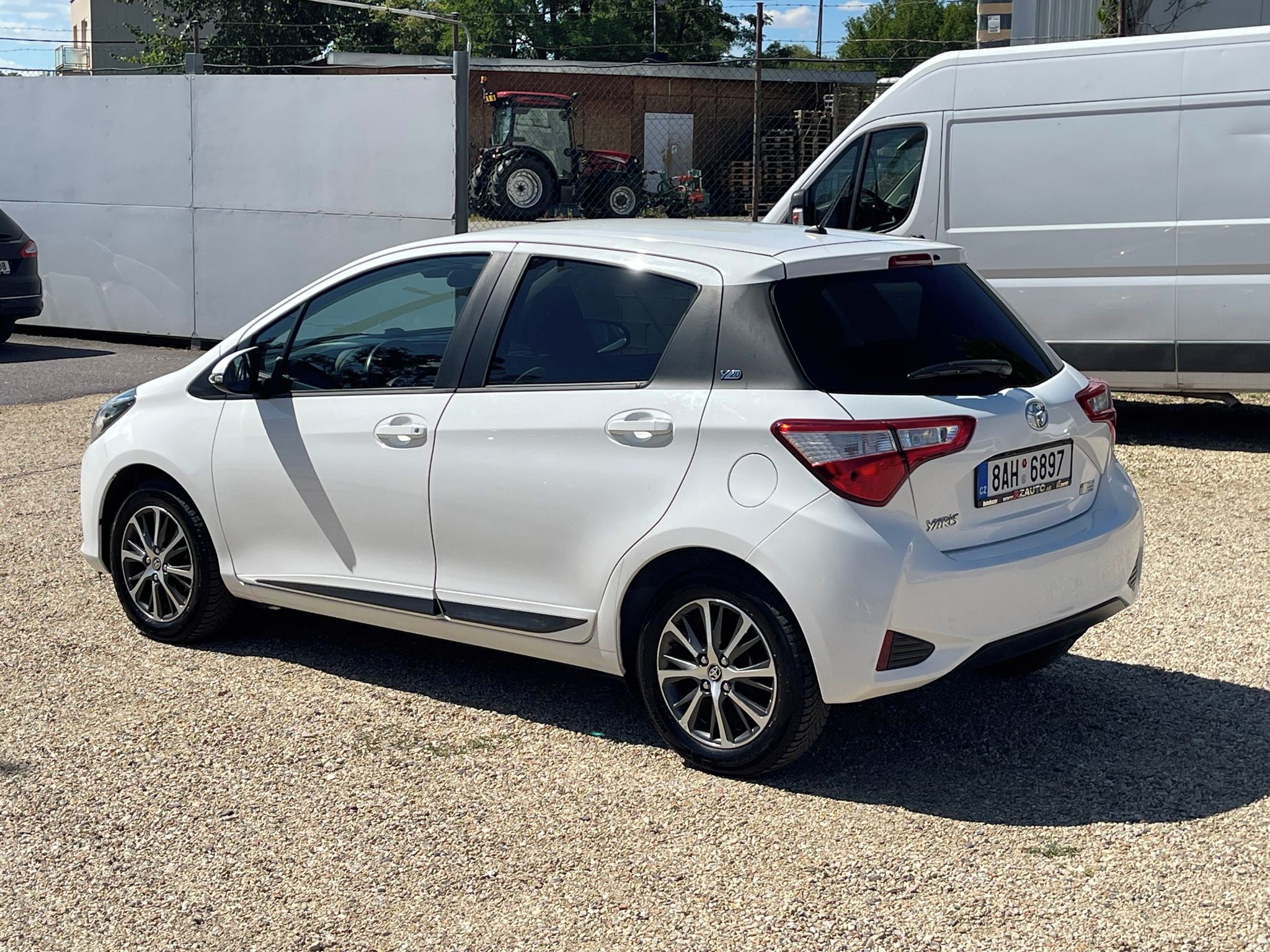 Toyota Yaris, 1.5VVT-i 82kW*TEMPO*KLIMA*CZ - fotka 3